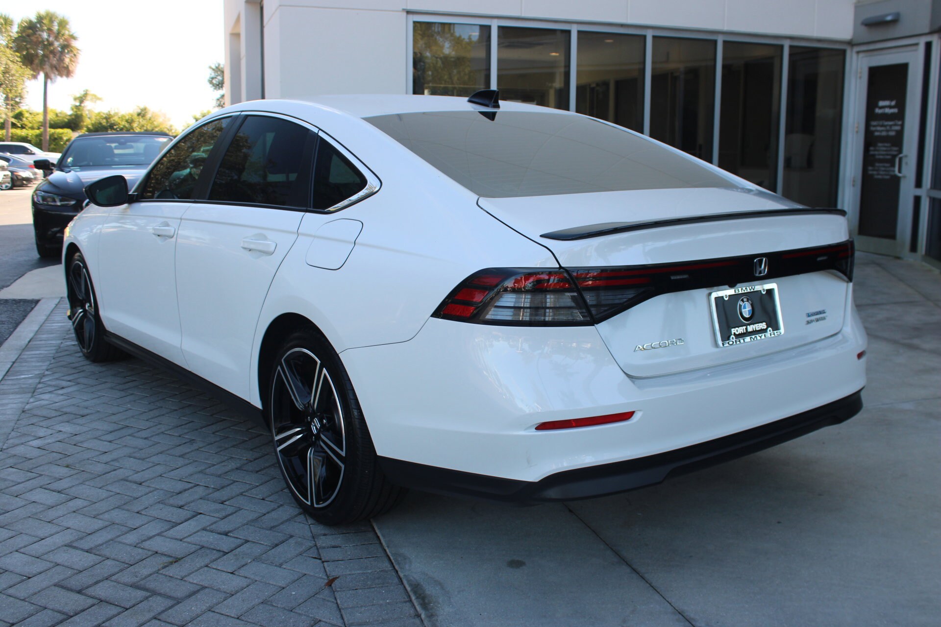 2025 Honda Accord Hybrid Sport photo 3