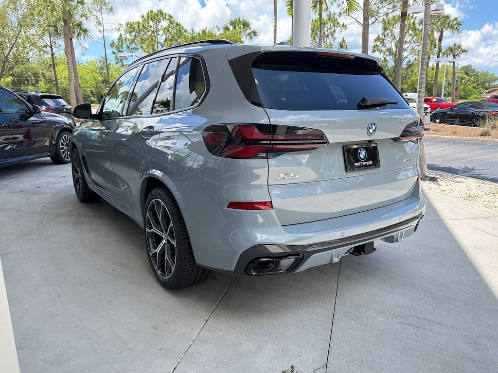 New 2026 BMW X5 PHEV xDrive50e SUV