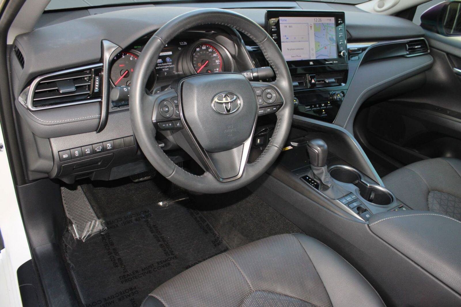 2023 Toyota Camry XSE photo 4