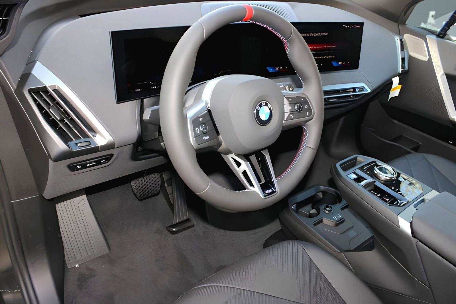 2025 Bmw iX photo 3