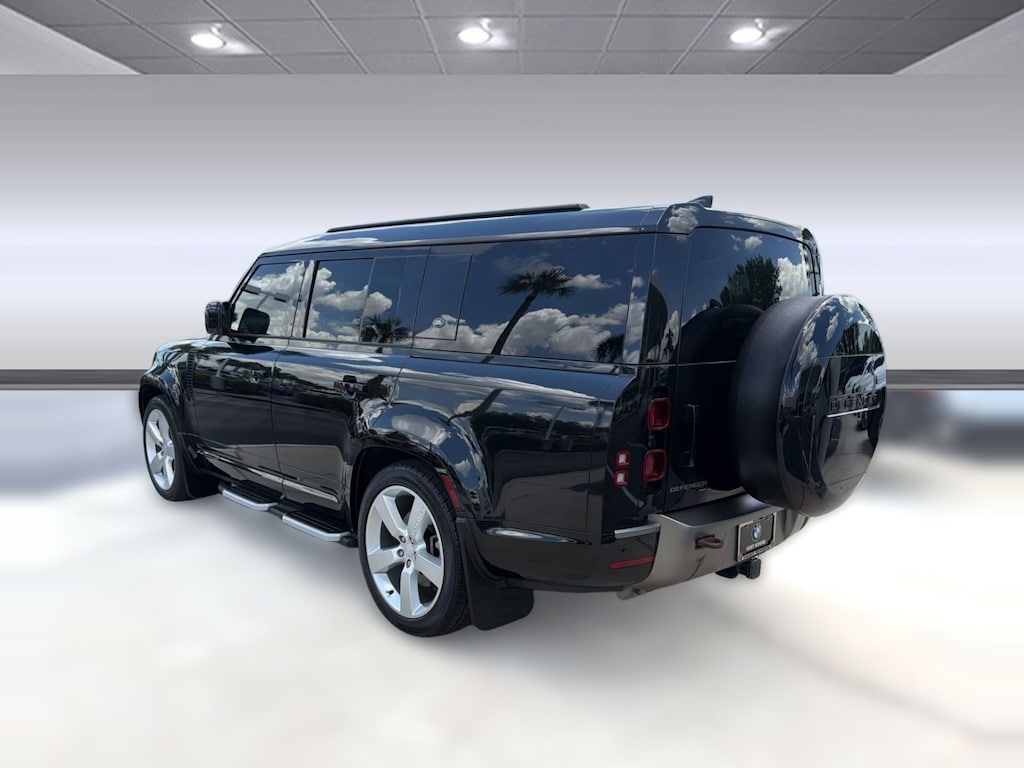 Used 2023 Land Rover Defender 130 X-Dynamic SE SUV