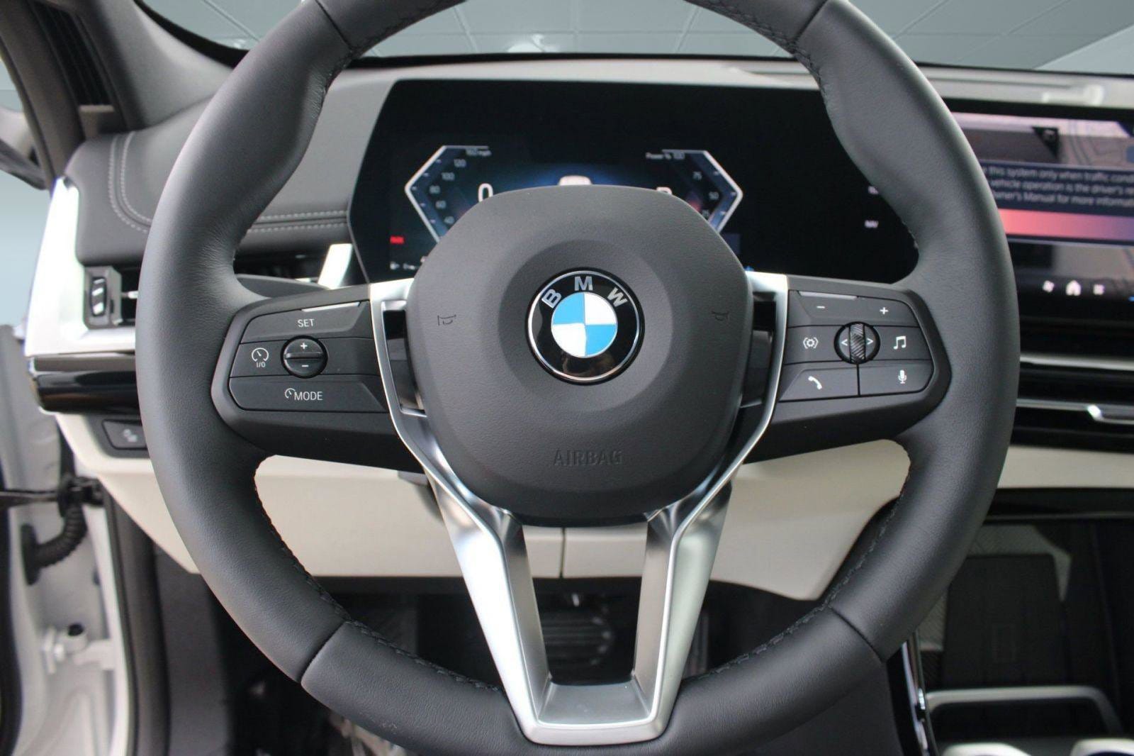 2026 BMW X1 28i - Photo 17