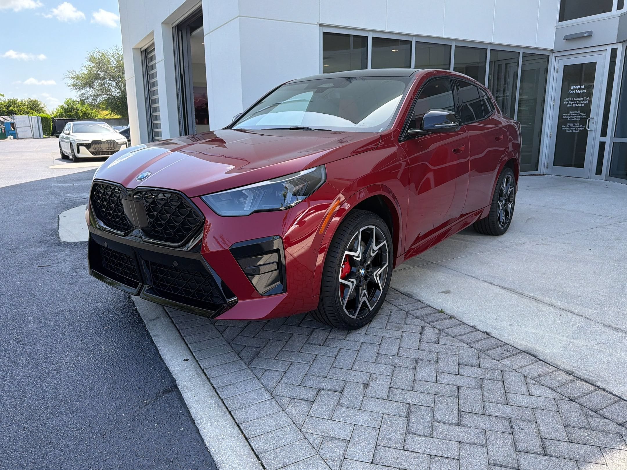 2025 BMW X2 xDrive28i's photo