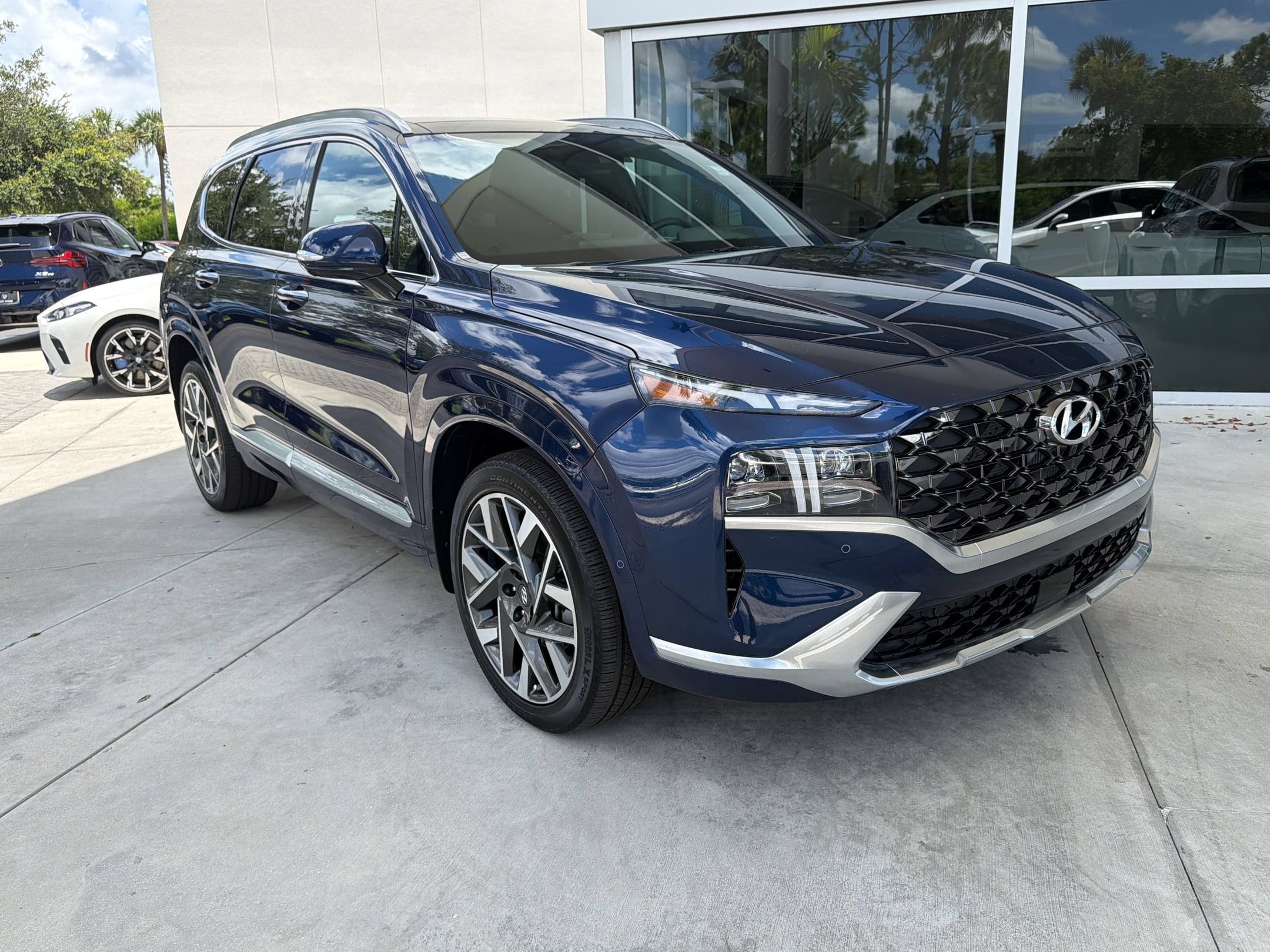 Santa Fe Calligraphy SUV