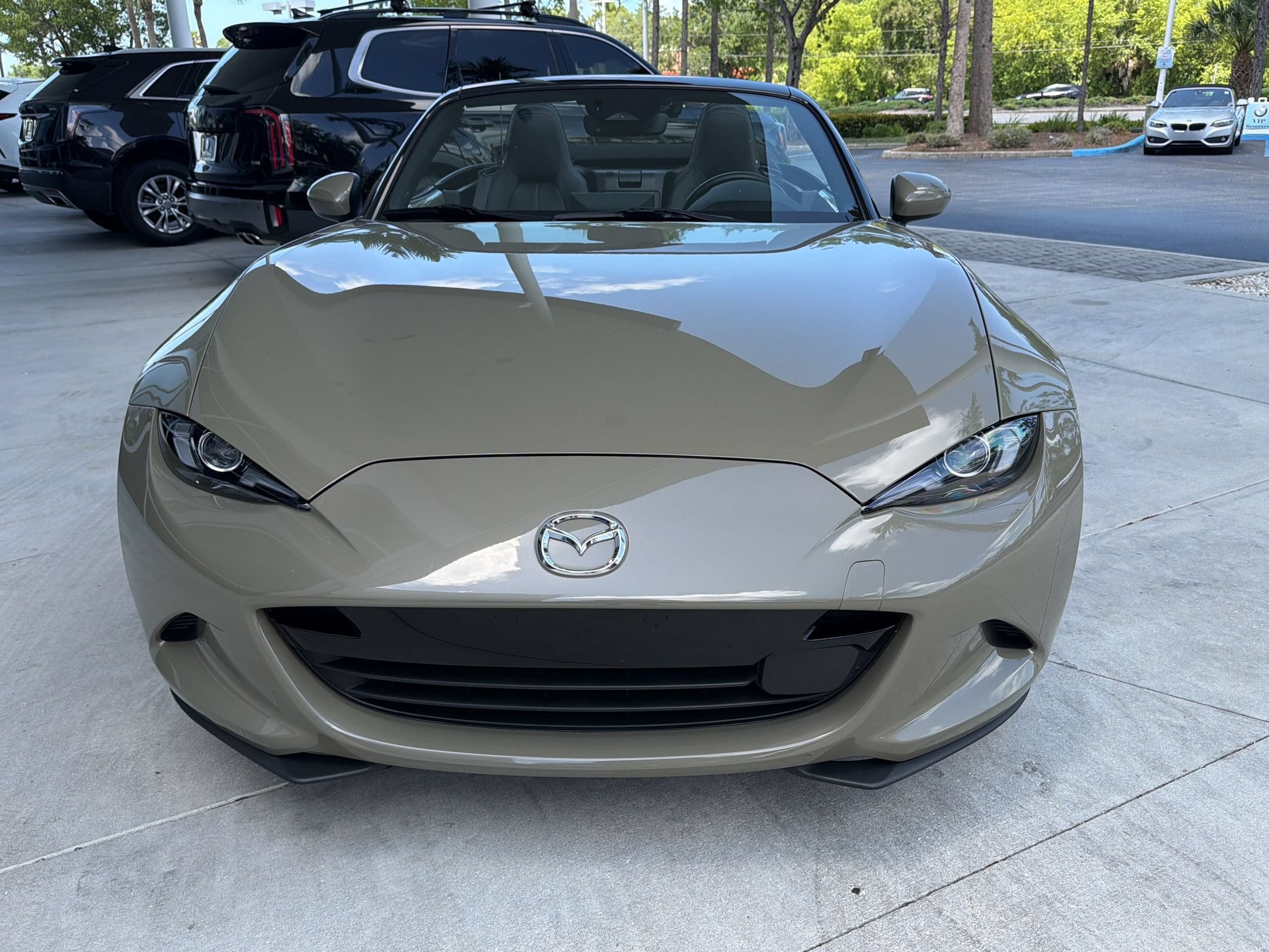 MX-5 Miata Grand Touring Convertible