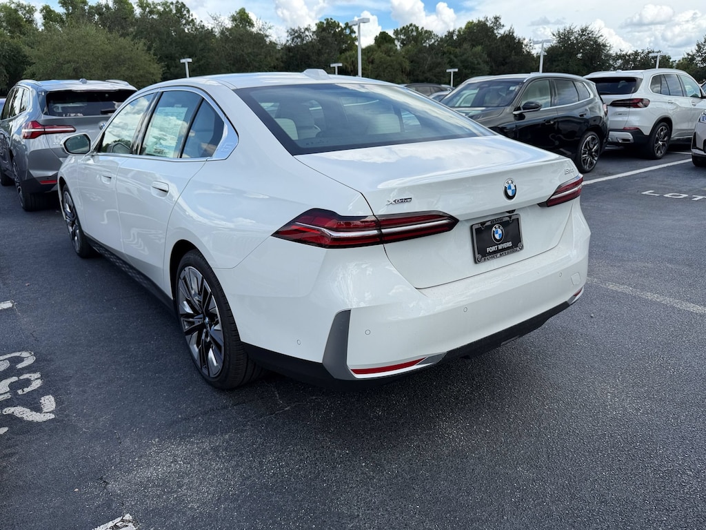 New 2027 BMW 530i xDrive Sedan