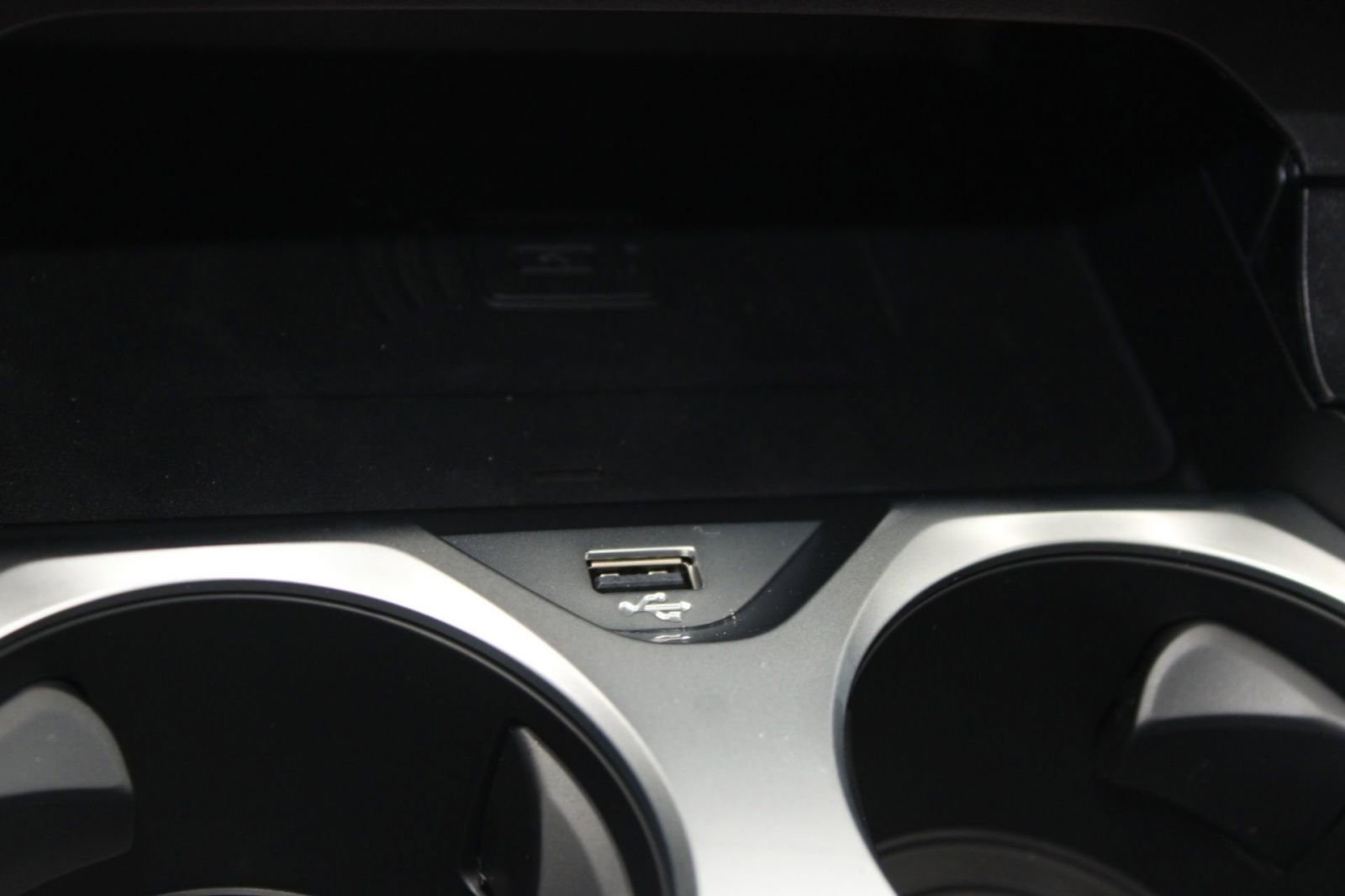 2026 BMW 8 Series 840i - Photo 26