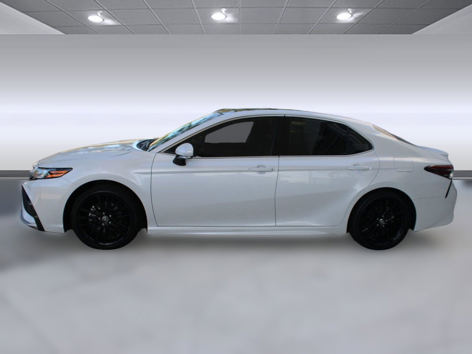 2023 Toyota Camry XSE photo 2