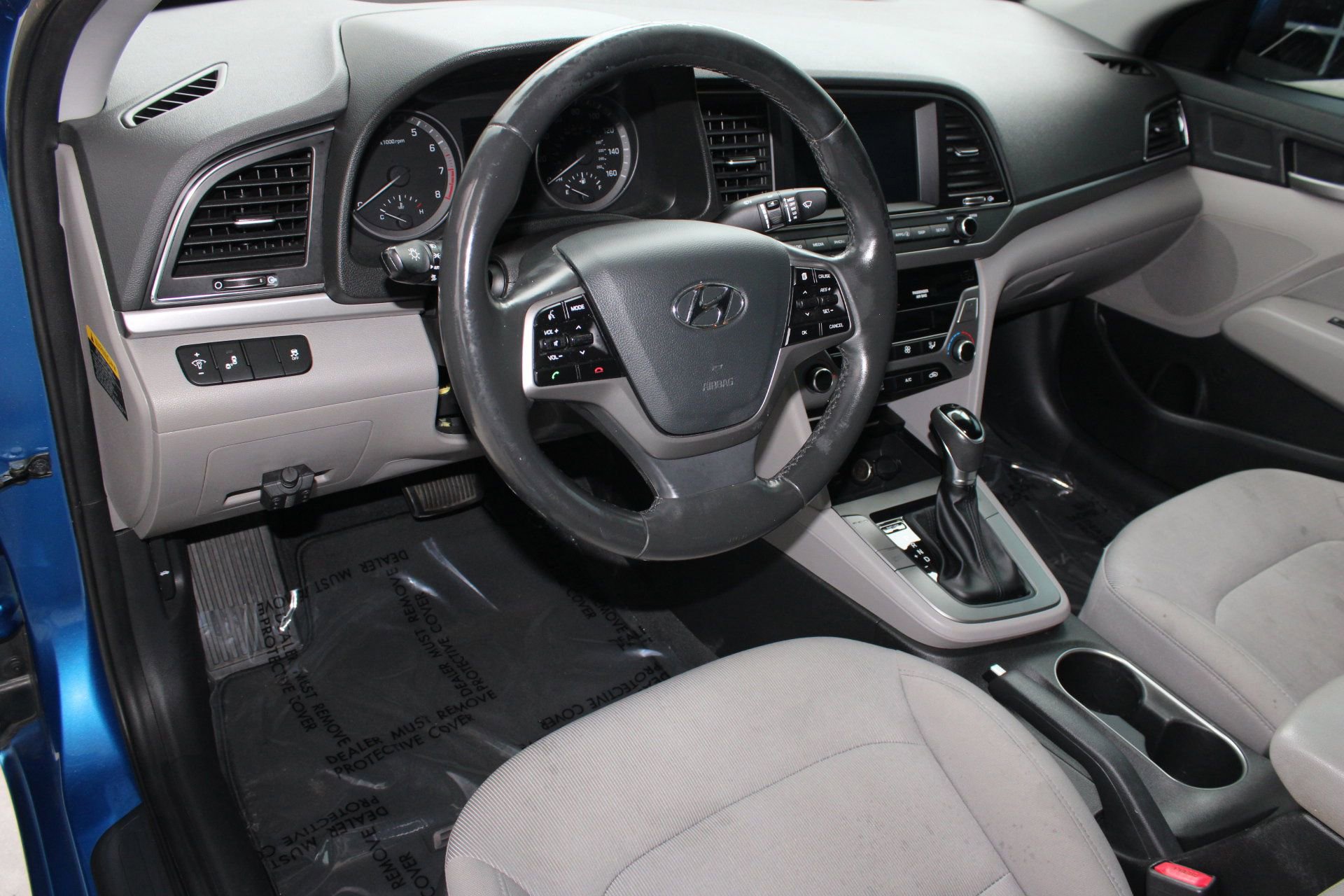 2018 Hyundai Elantra Value Edition photo 3
