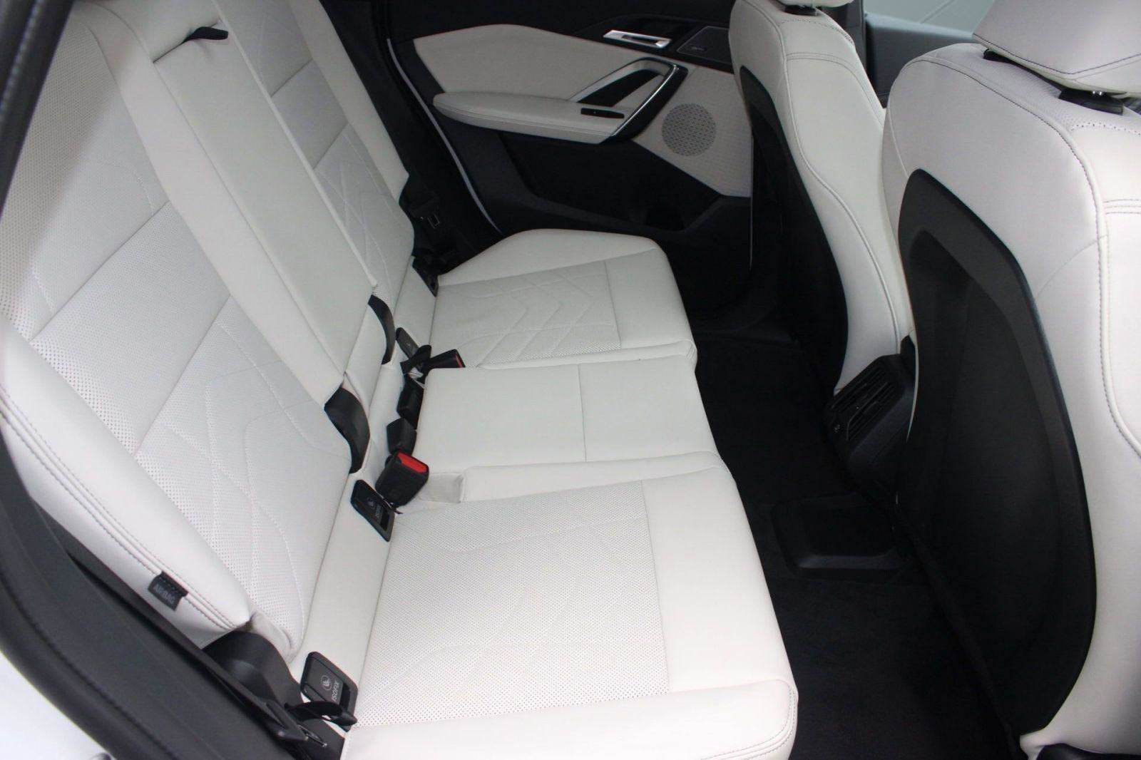 2026 BMW X1 28i - Photo 32