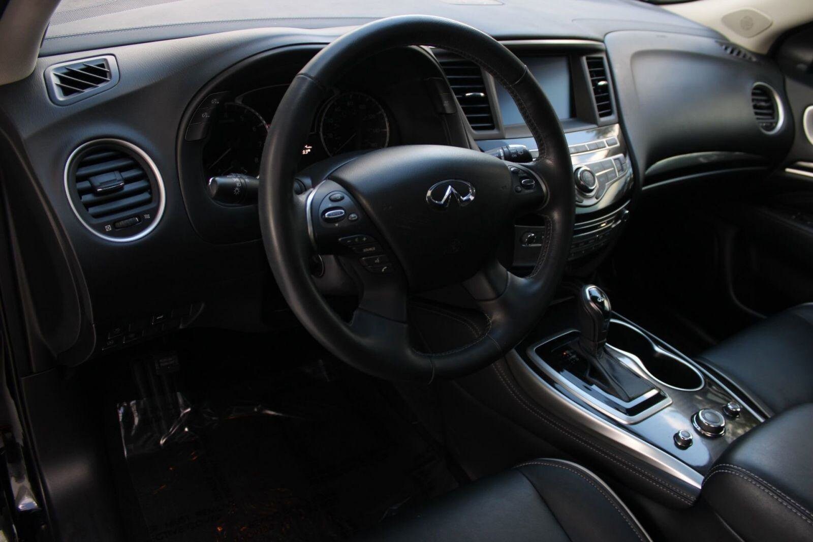 2020 Infiniti QX60 Luxe photo 4