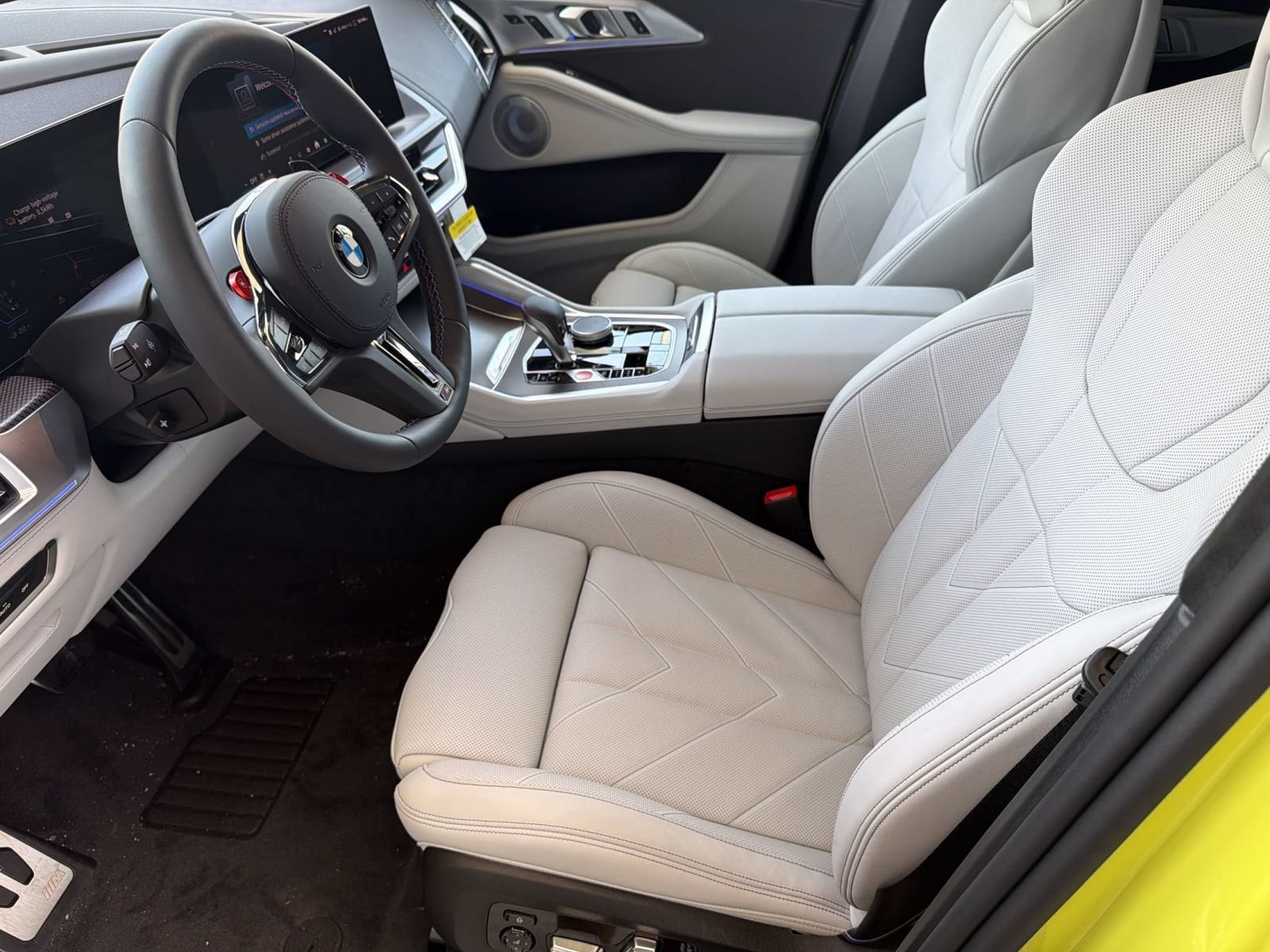 XM Label SUV