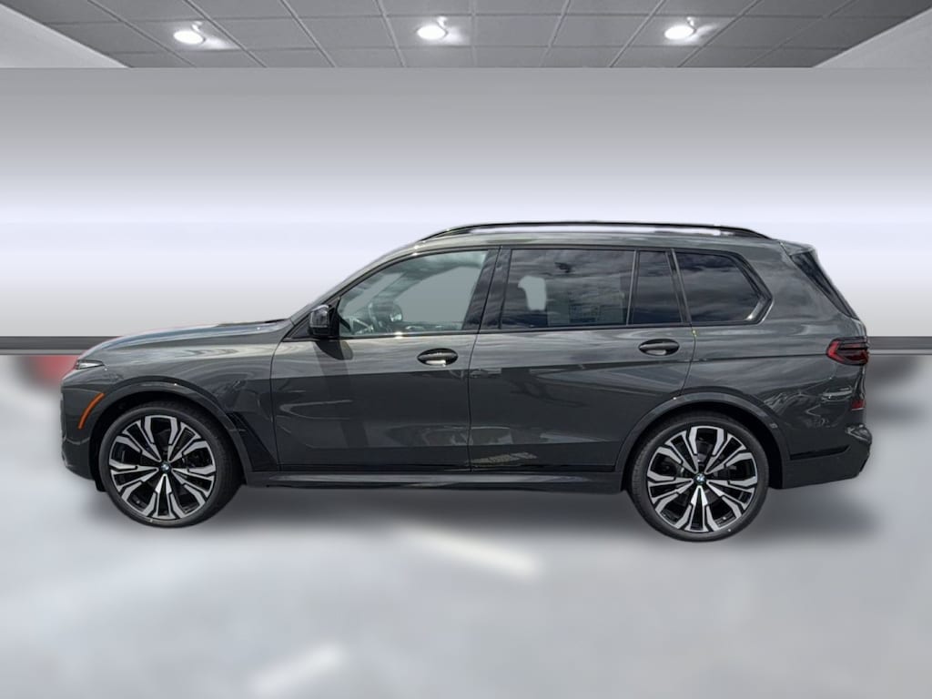 New 2027 BMW X7 M60i SUV