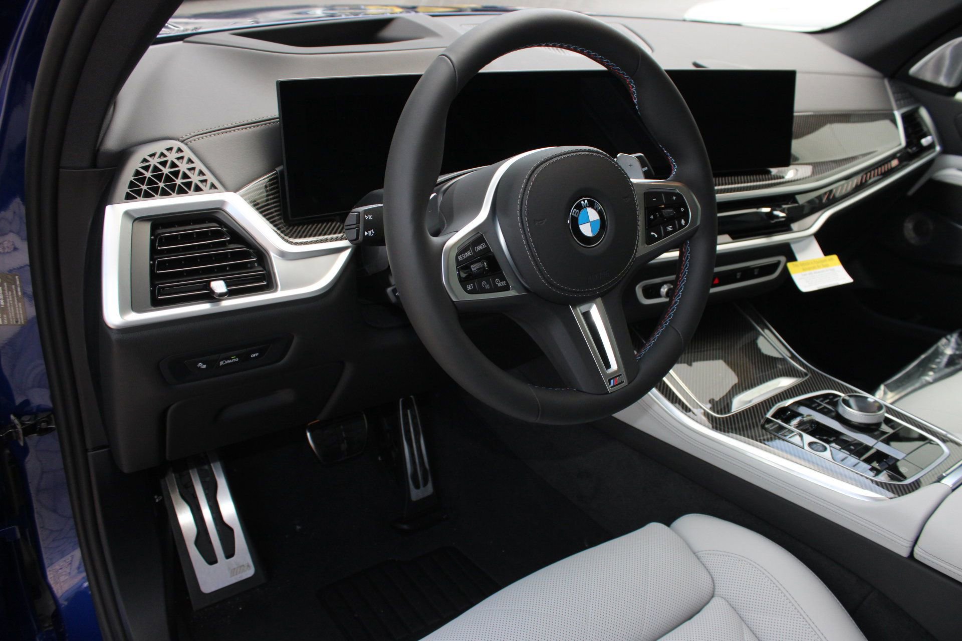 2026 Bmw X5 M60i photo 4