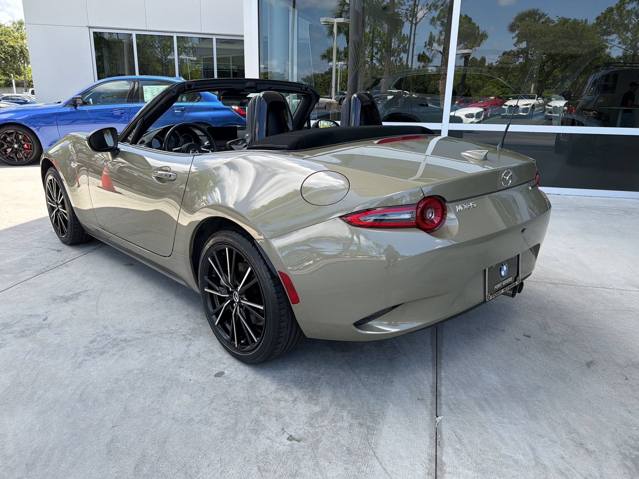 MX-5 Miata Grand Touring Convertible
