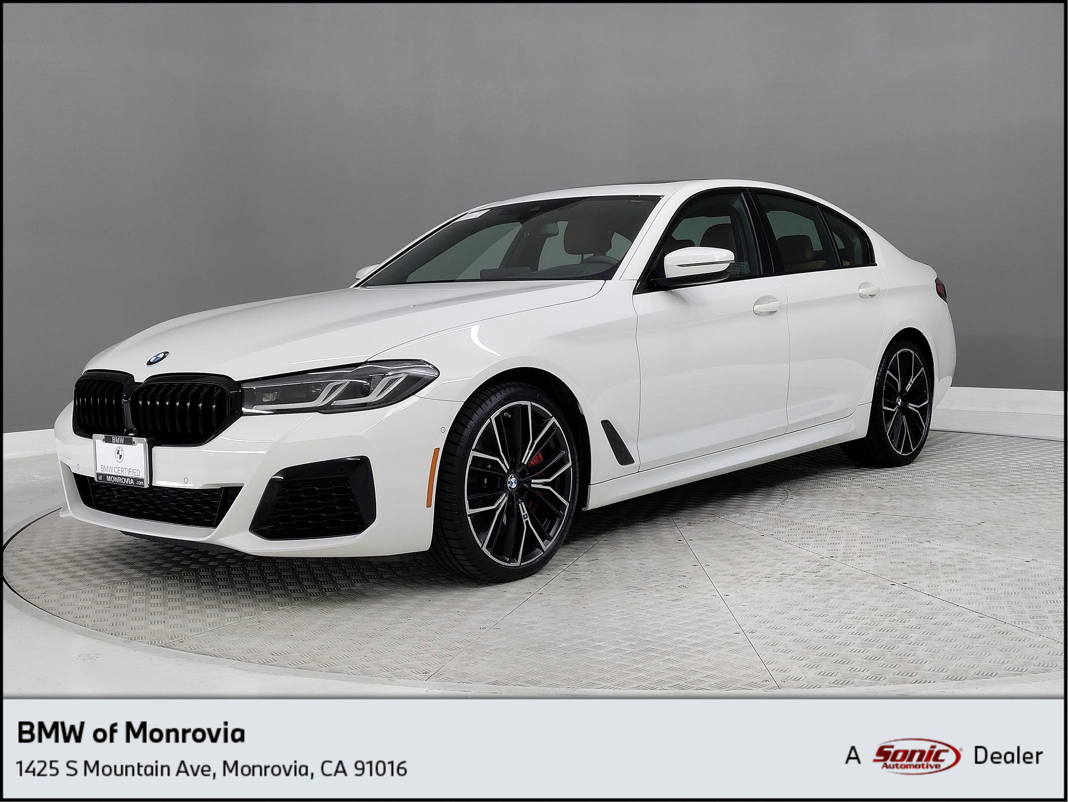 2023 BMW 5 Series 540i's photo