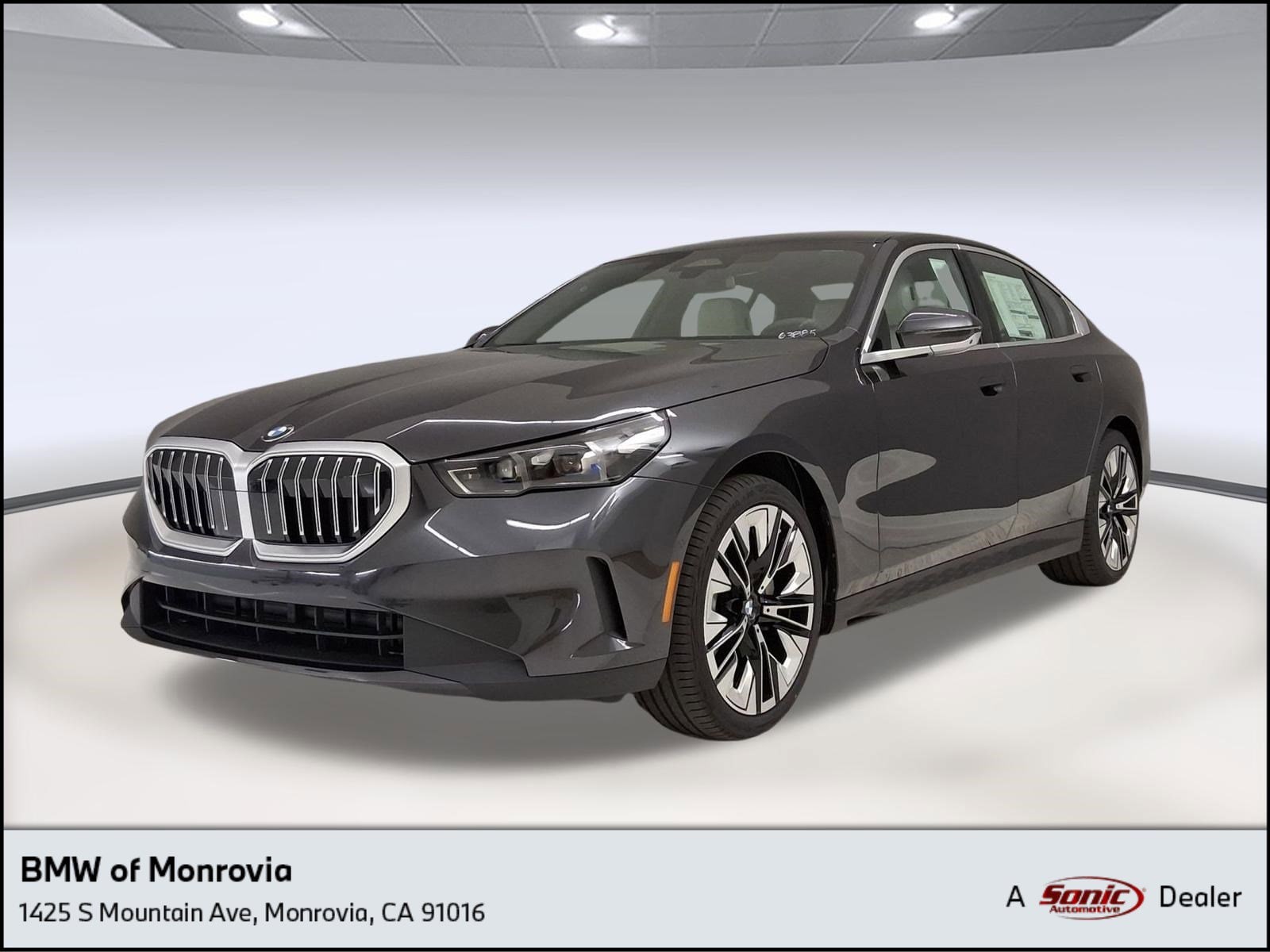 2026 BMW 5 Series 530i Sedan's photo