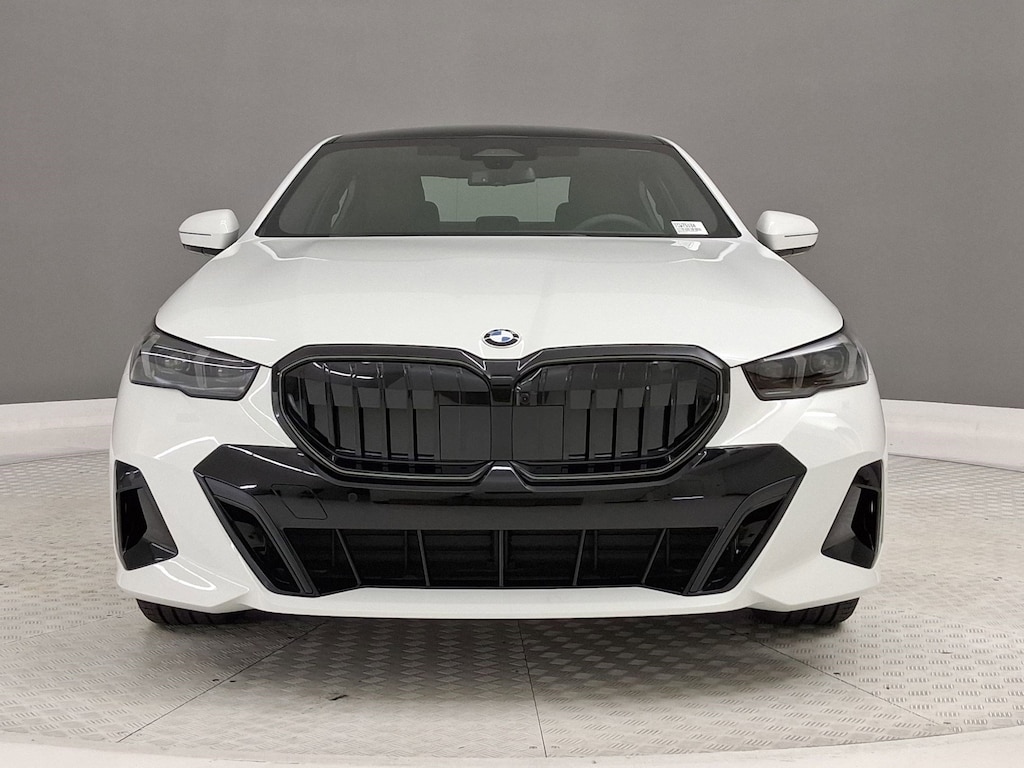 New 2026 BMW 530i Sedan