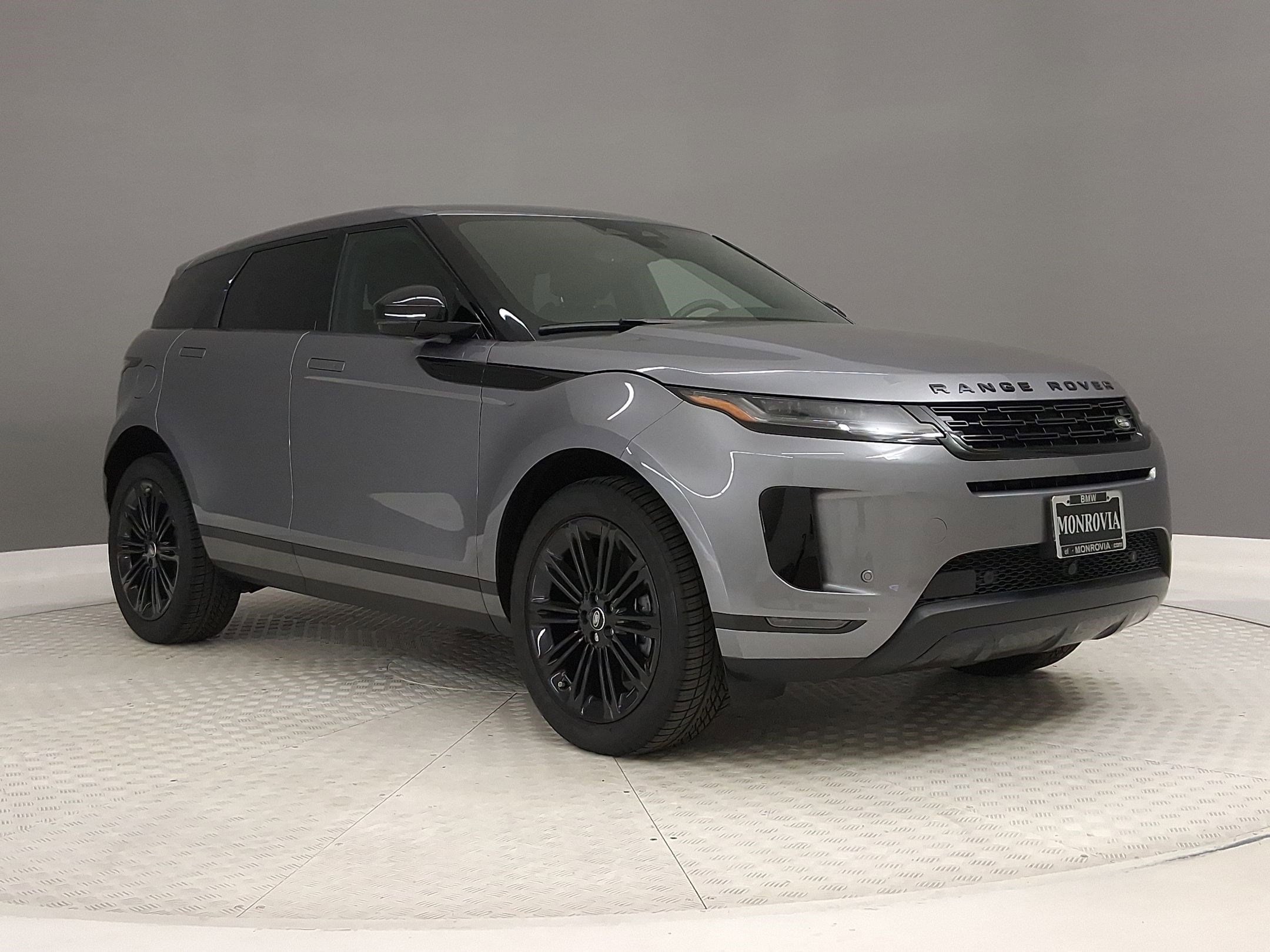 2025 Land Rover Range Rover Evoque Core S photo 4