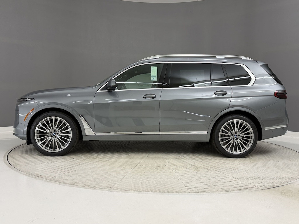 New 2027 BMW X7 xDrive40i SUV