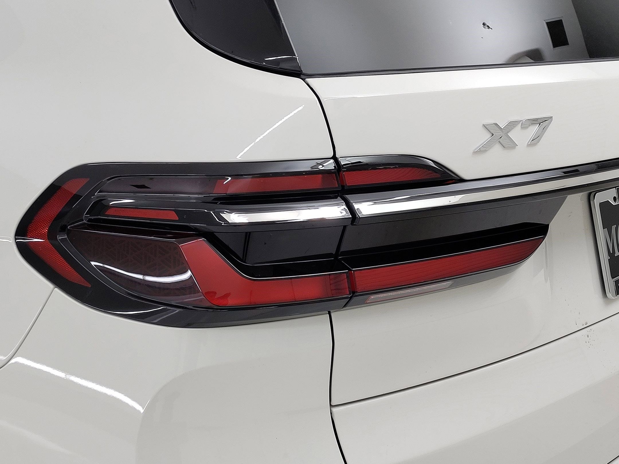 2026 BMW X7 xDrive40i photo 3