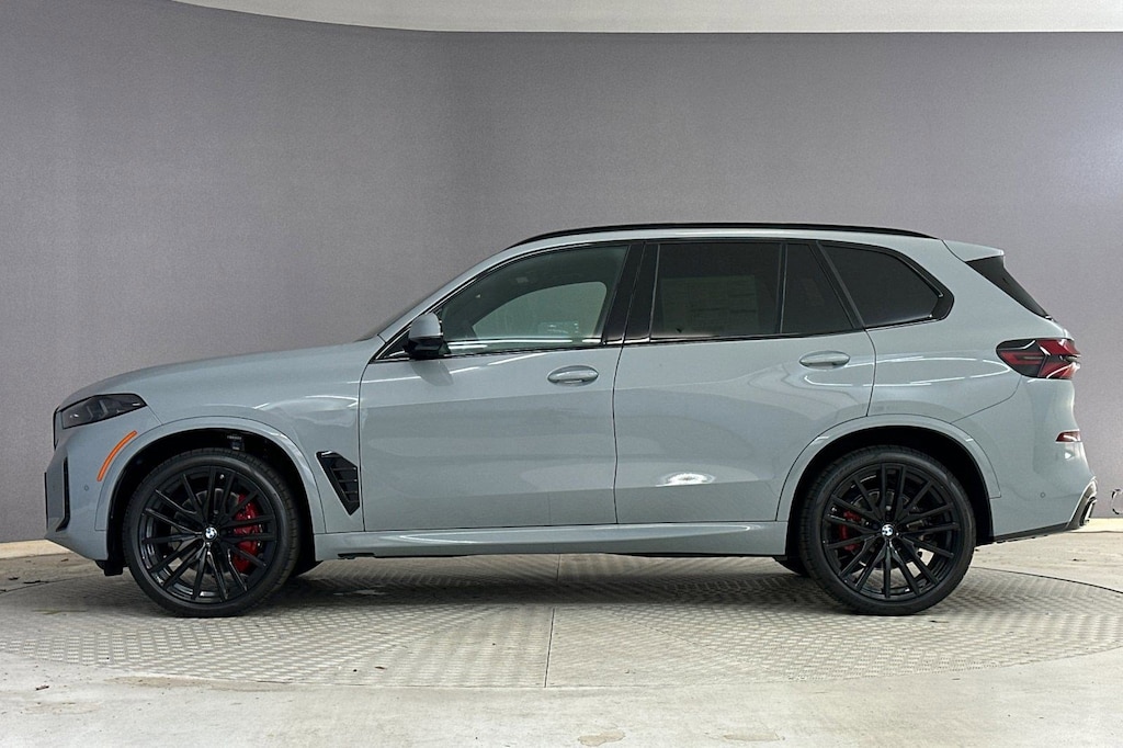New 2026 BMW X5 sDrive40i SUV