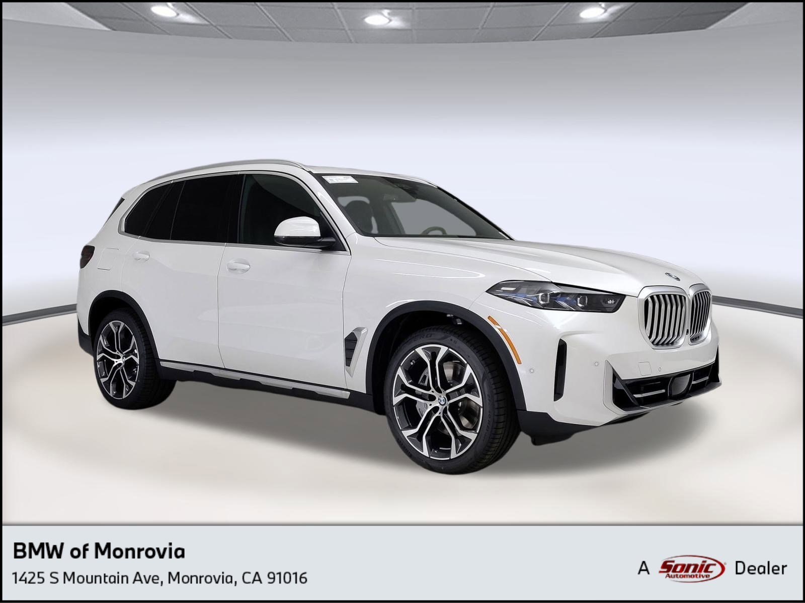 2026 BMW X5 50e's photo