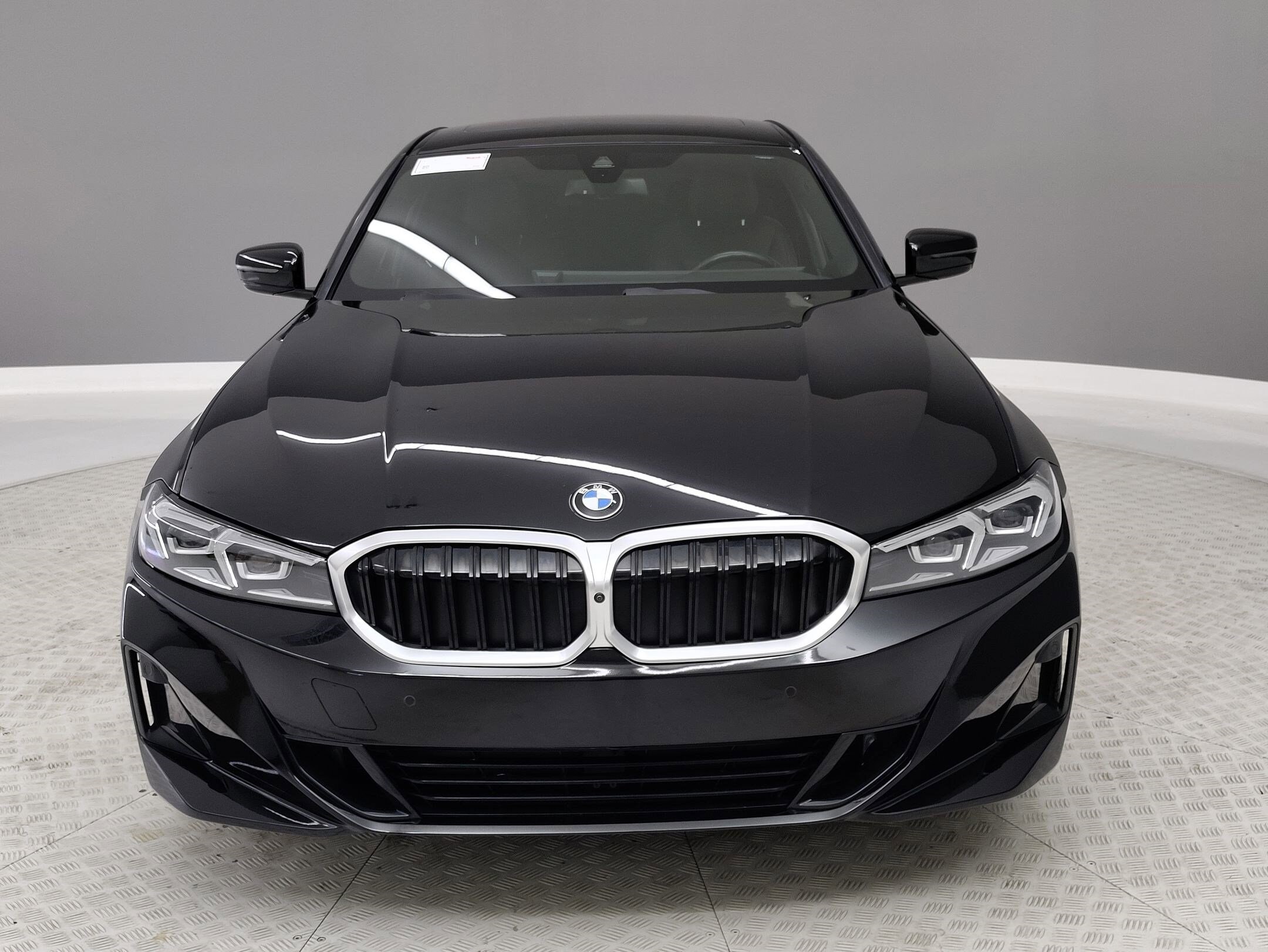 2023 Bmw 330i photo 2
