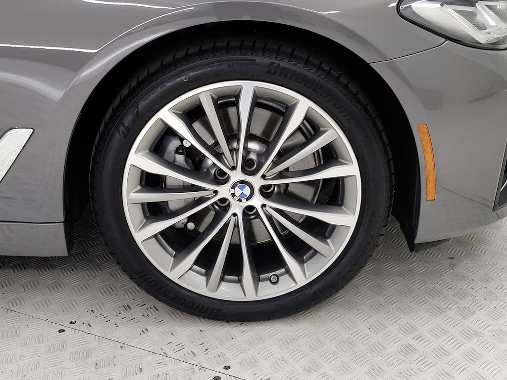 Used 2022 BMW 530i  Sedan