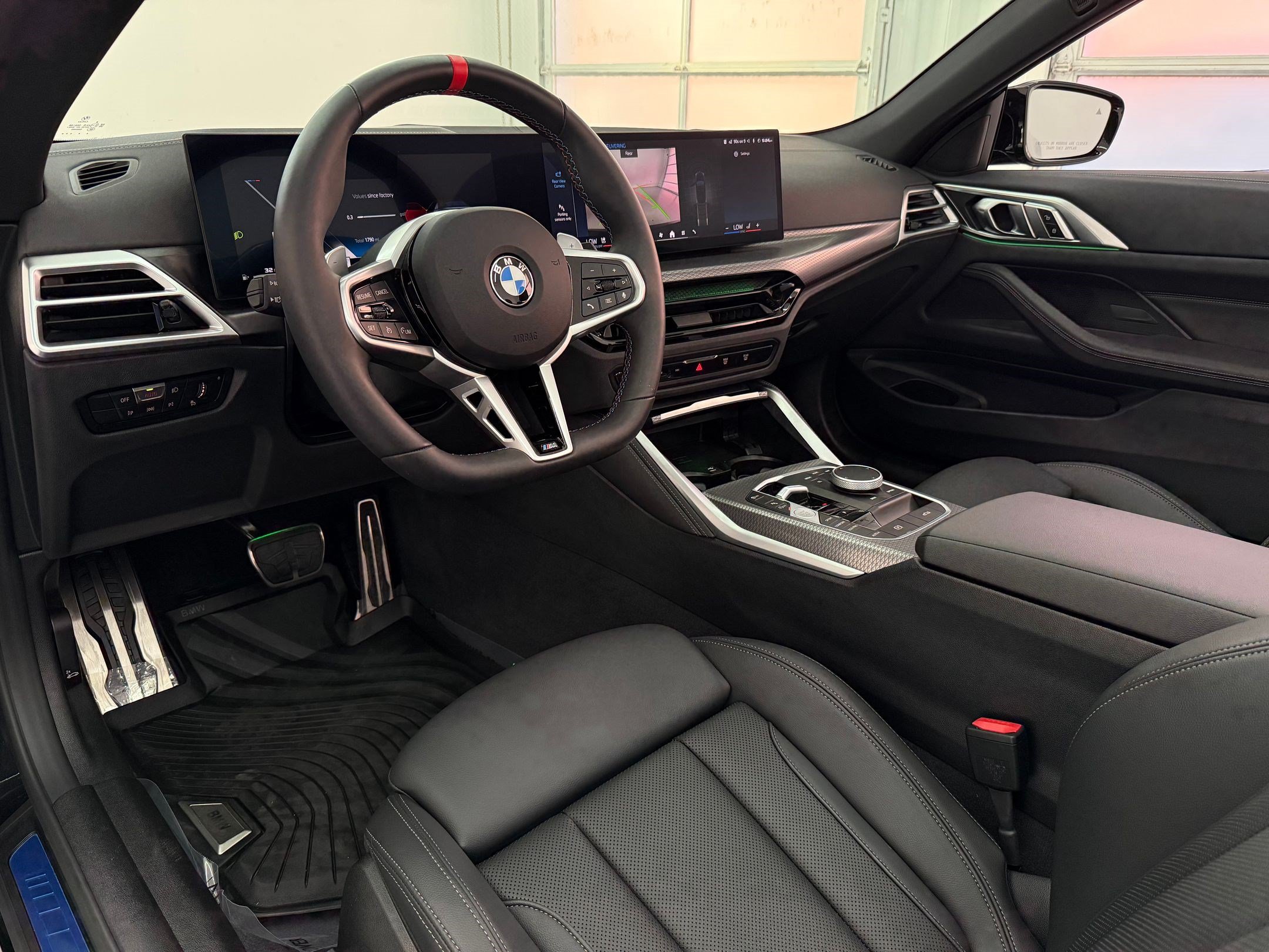 2025 BMW 4 Series M440i - Photo 4