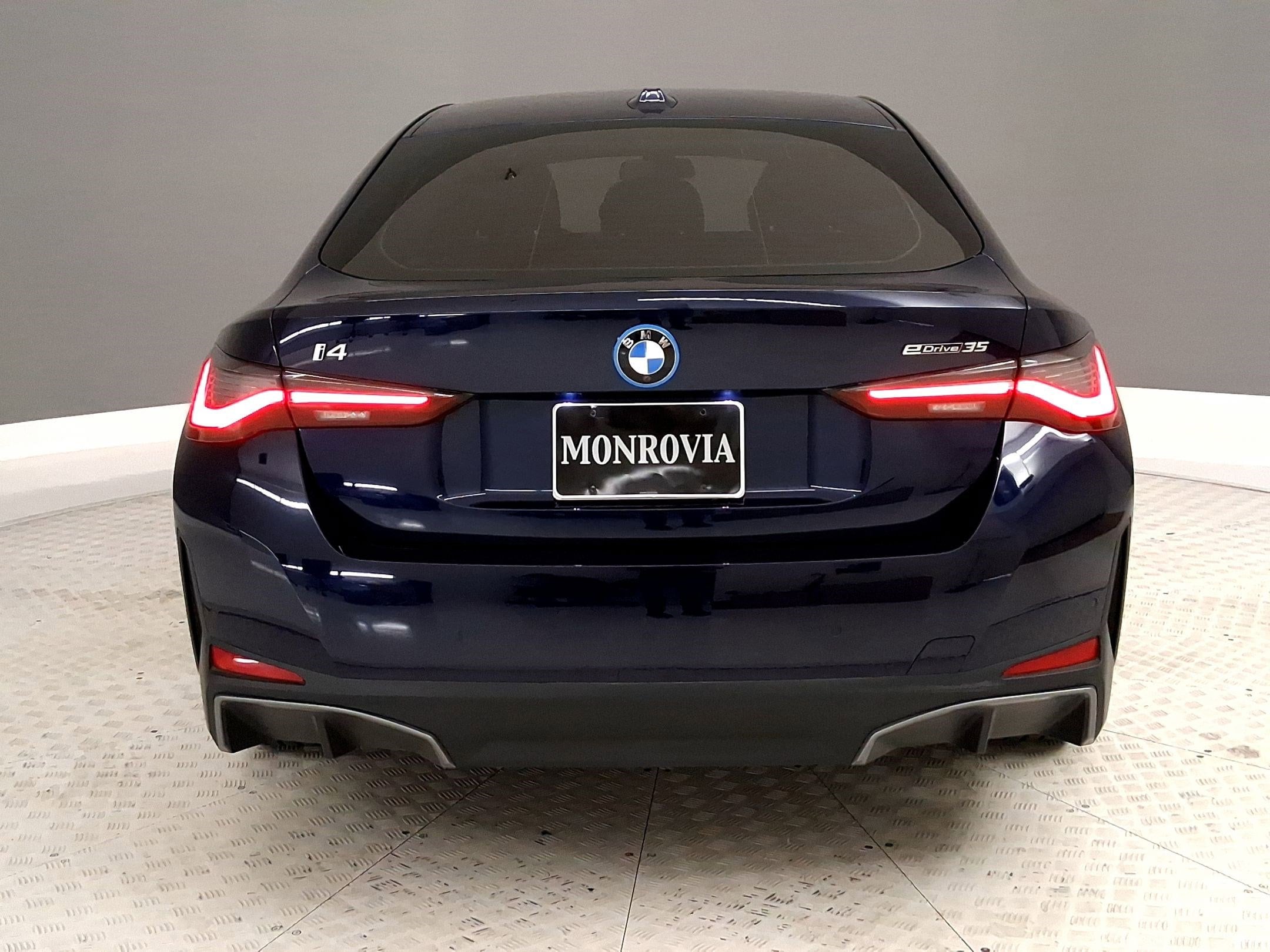 2023 BMW i4 eDrive35 photo 3