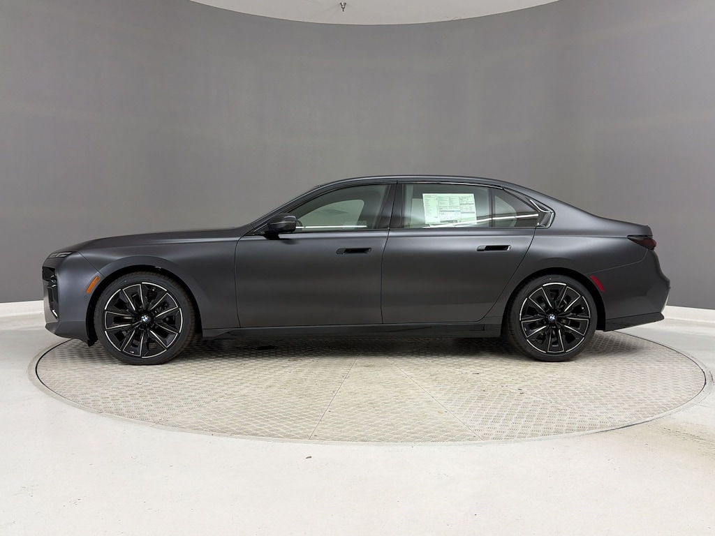 New 2026 BMW 740i Sedan