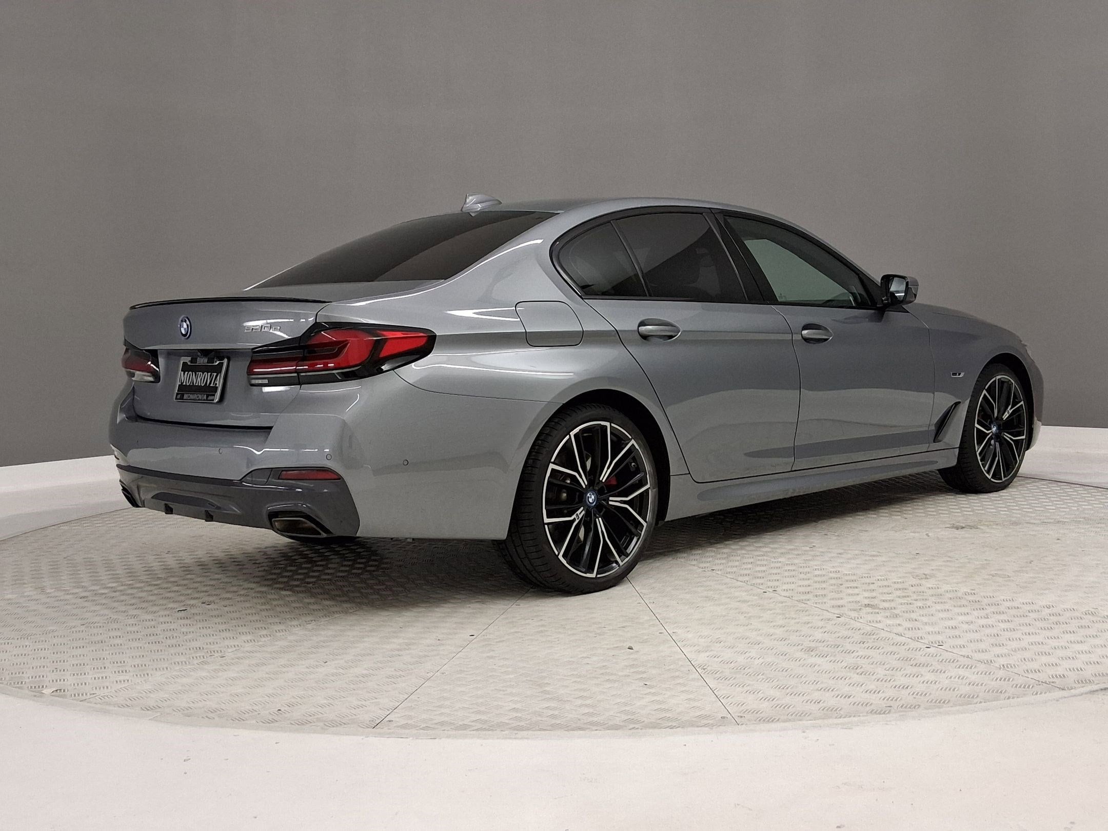 2023 BMW 530e photo 6