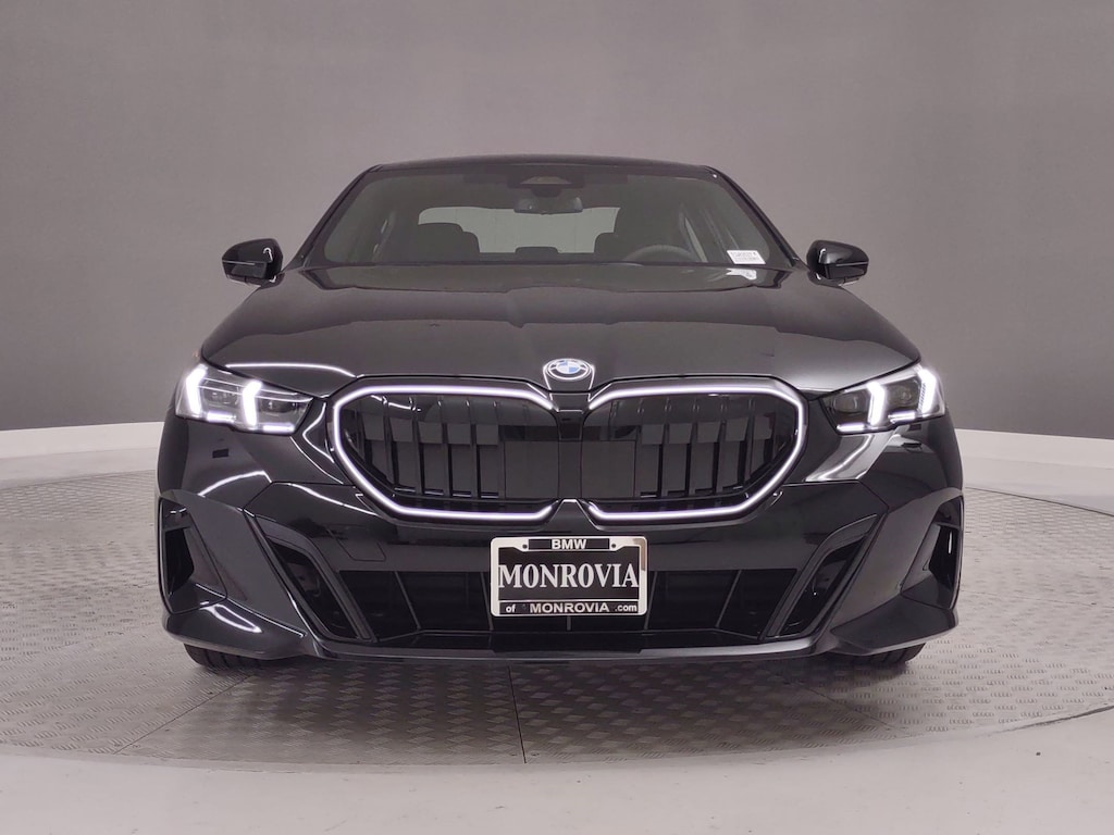 New 2026 BMW 530i Sedan