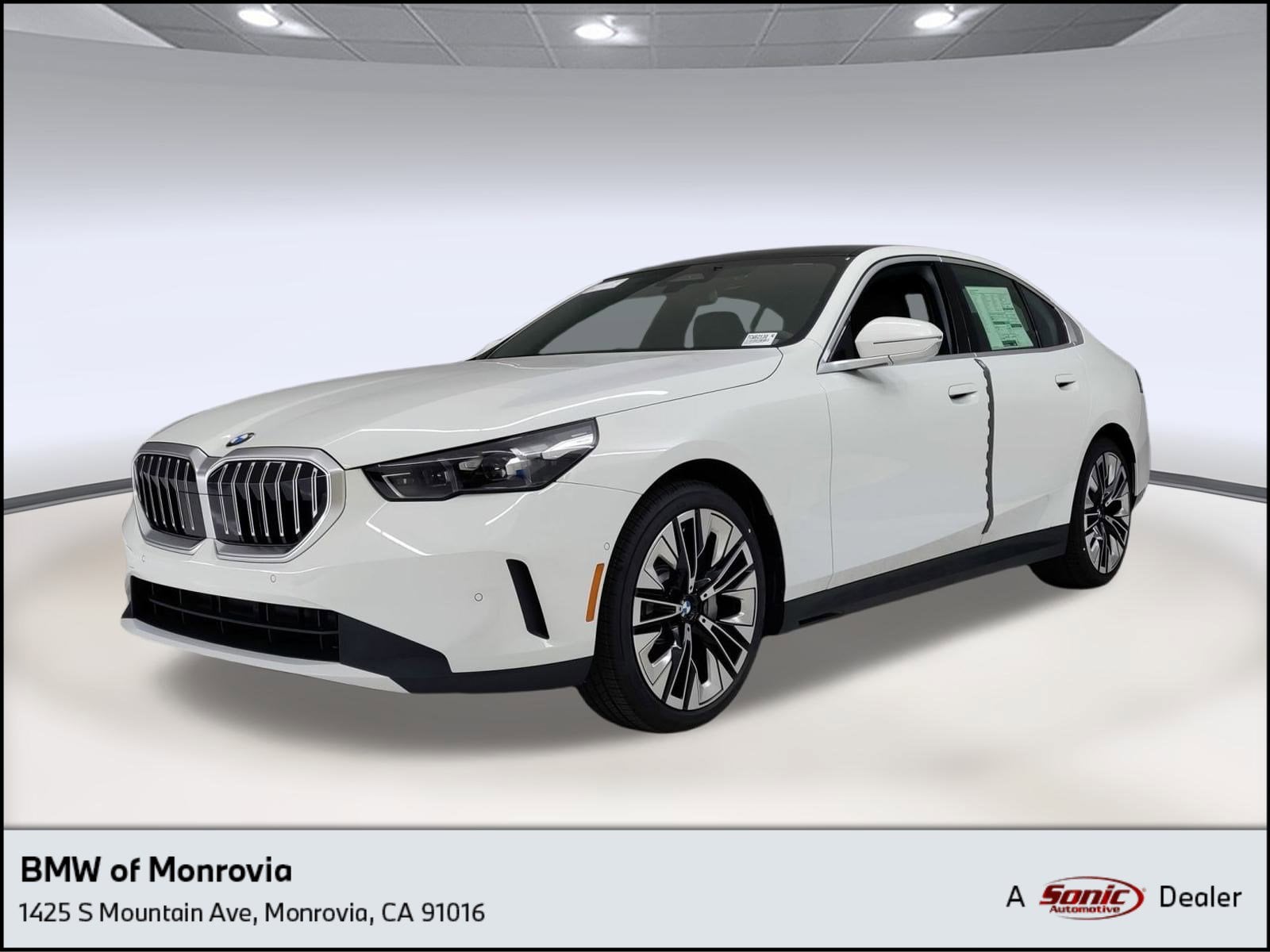 2026 BMW 5 Series 530i's photo