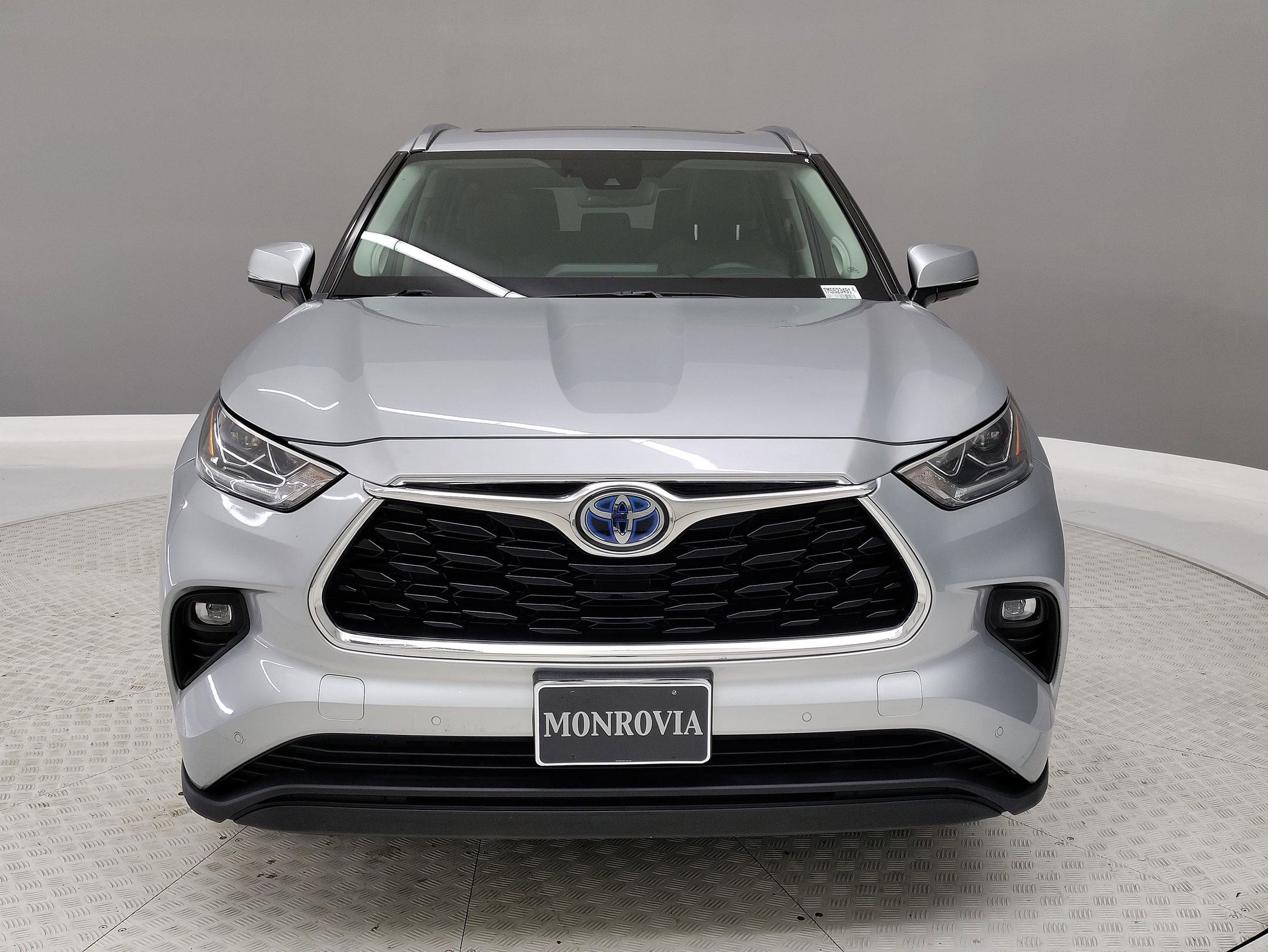 2021 Toyota Highlander Hybrid Limited photo 2