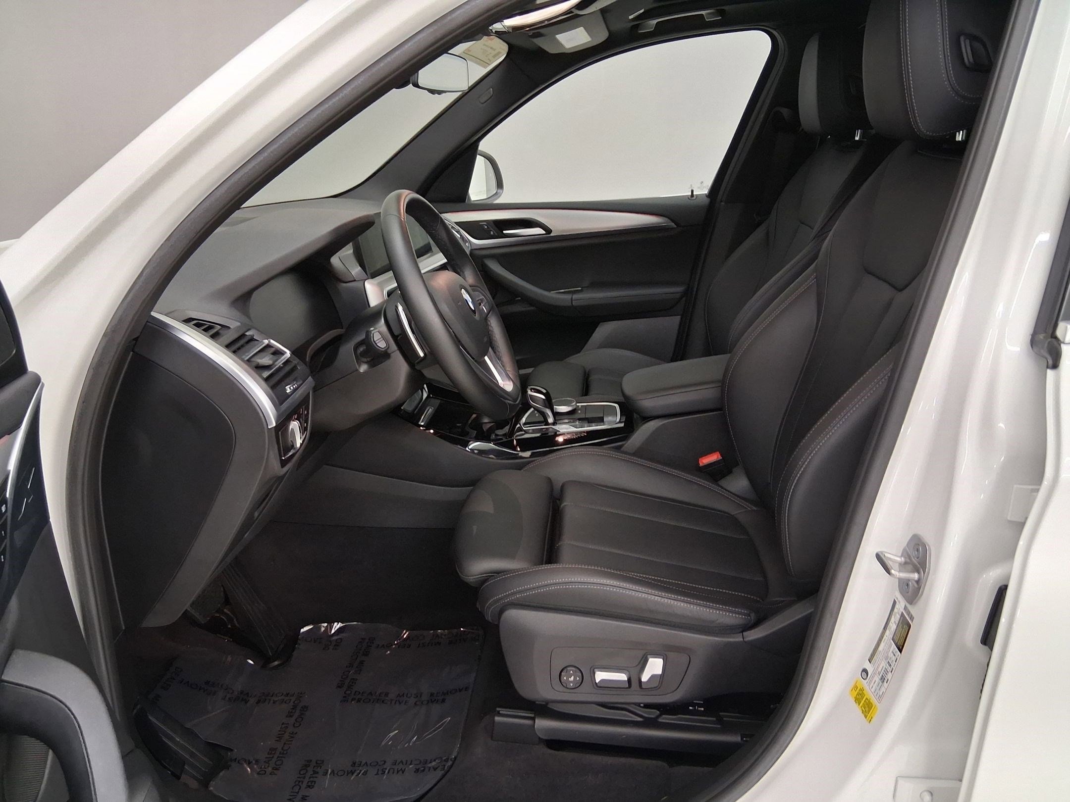 2023 BMW X3 sDrive30i photo 2