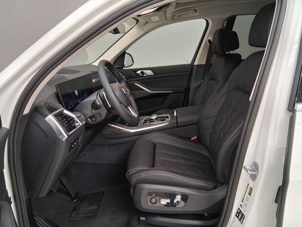 New 2027 BMW X7 xDrive40i SUV