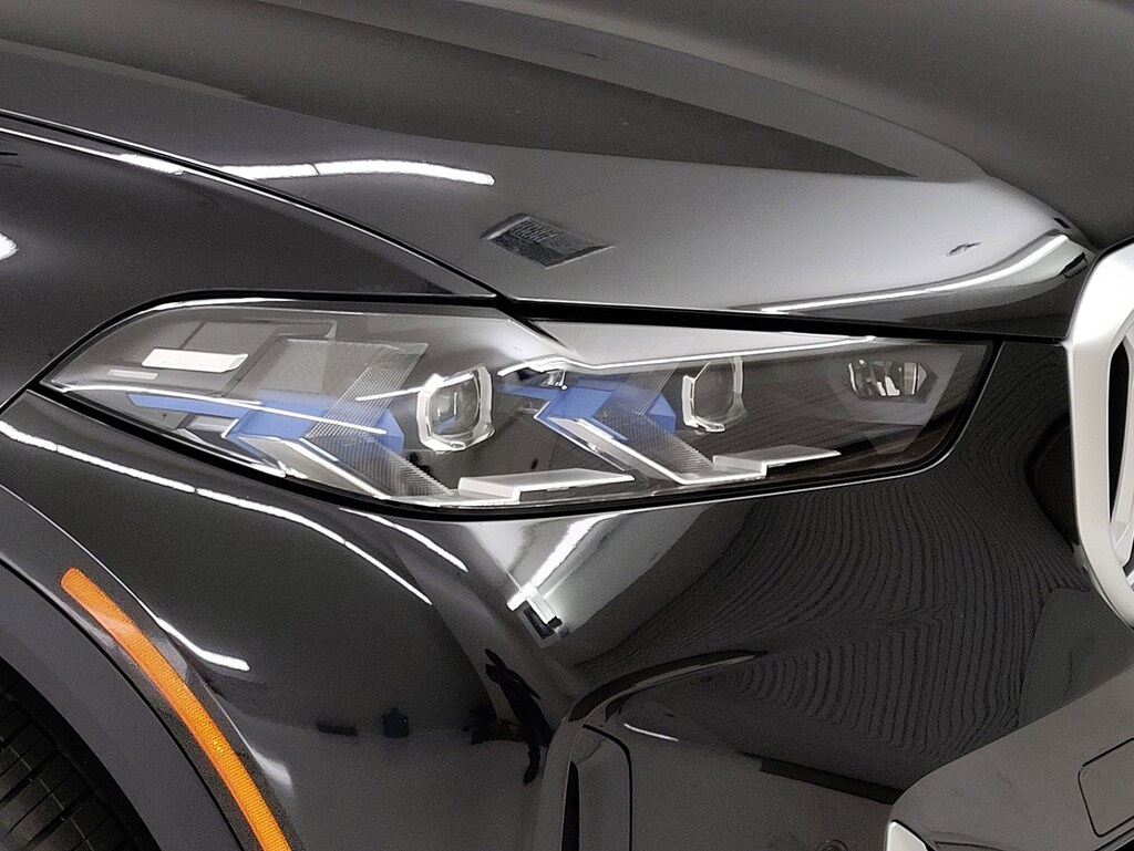 New 2026 BMW X5 sDrive40i SUV