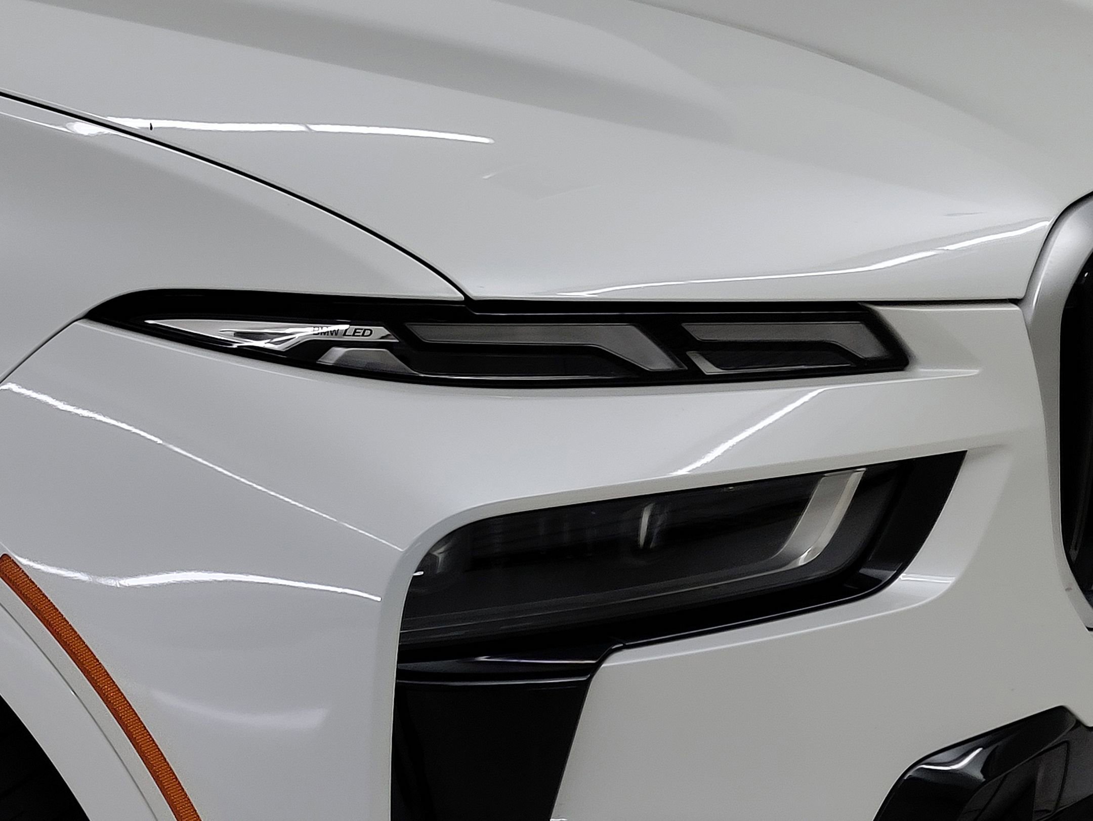 2023 Bmw X7 M60i photo 3