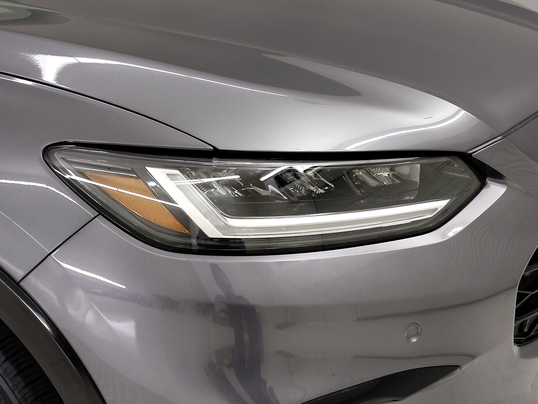 2025 Honda HR-V EX-L photo 2