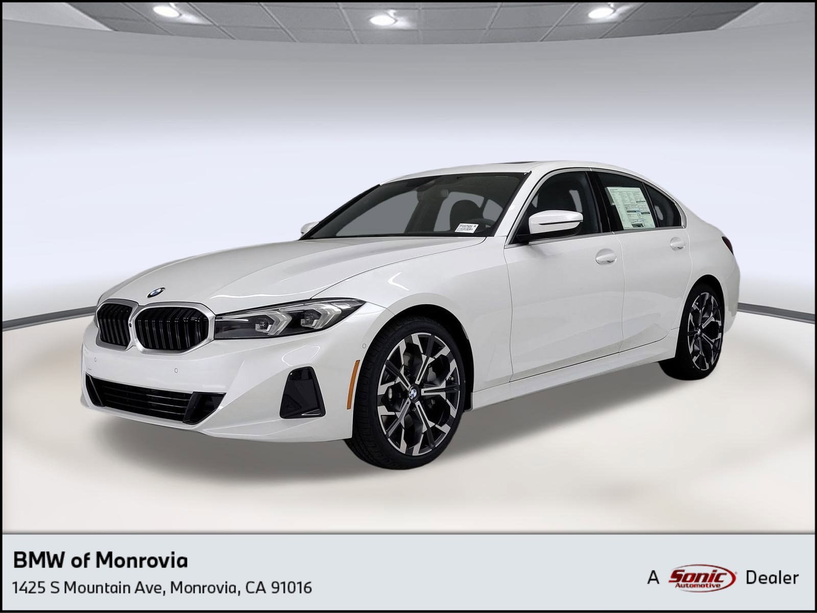 2026 BMW 3 Series 330i's photo