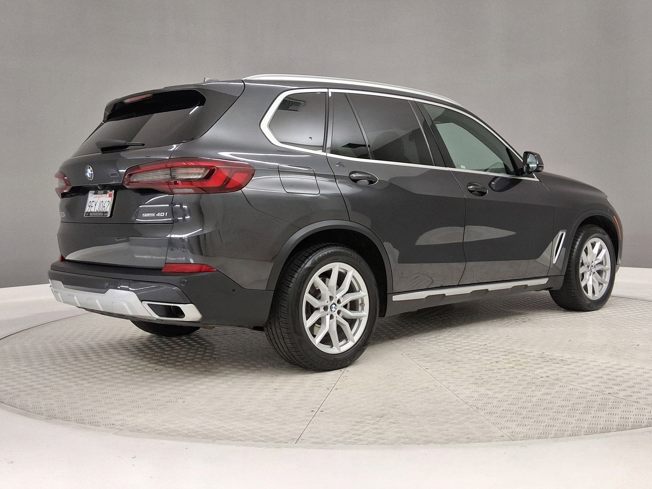 2022 BMW X5 sDrive40i photo 6