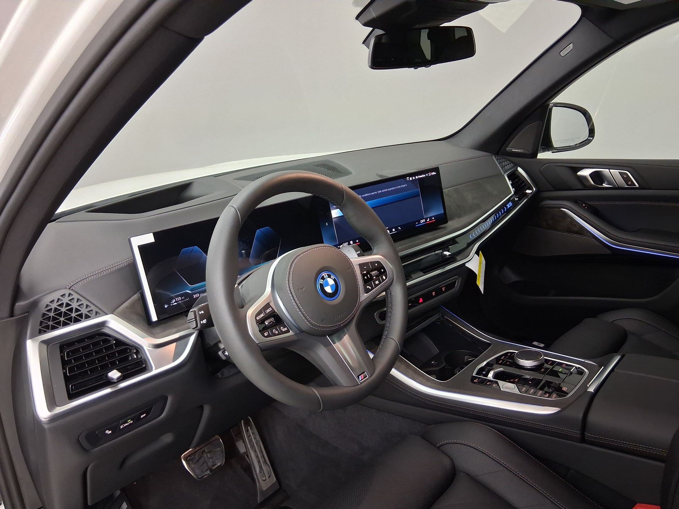 New 2026 BMW X5 PHEV xDrive50e SUV