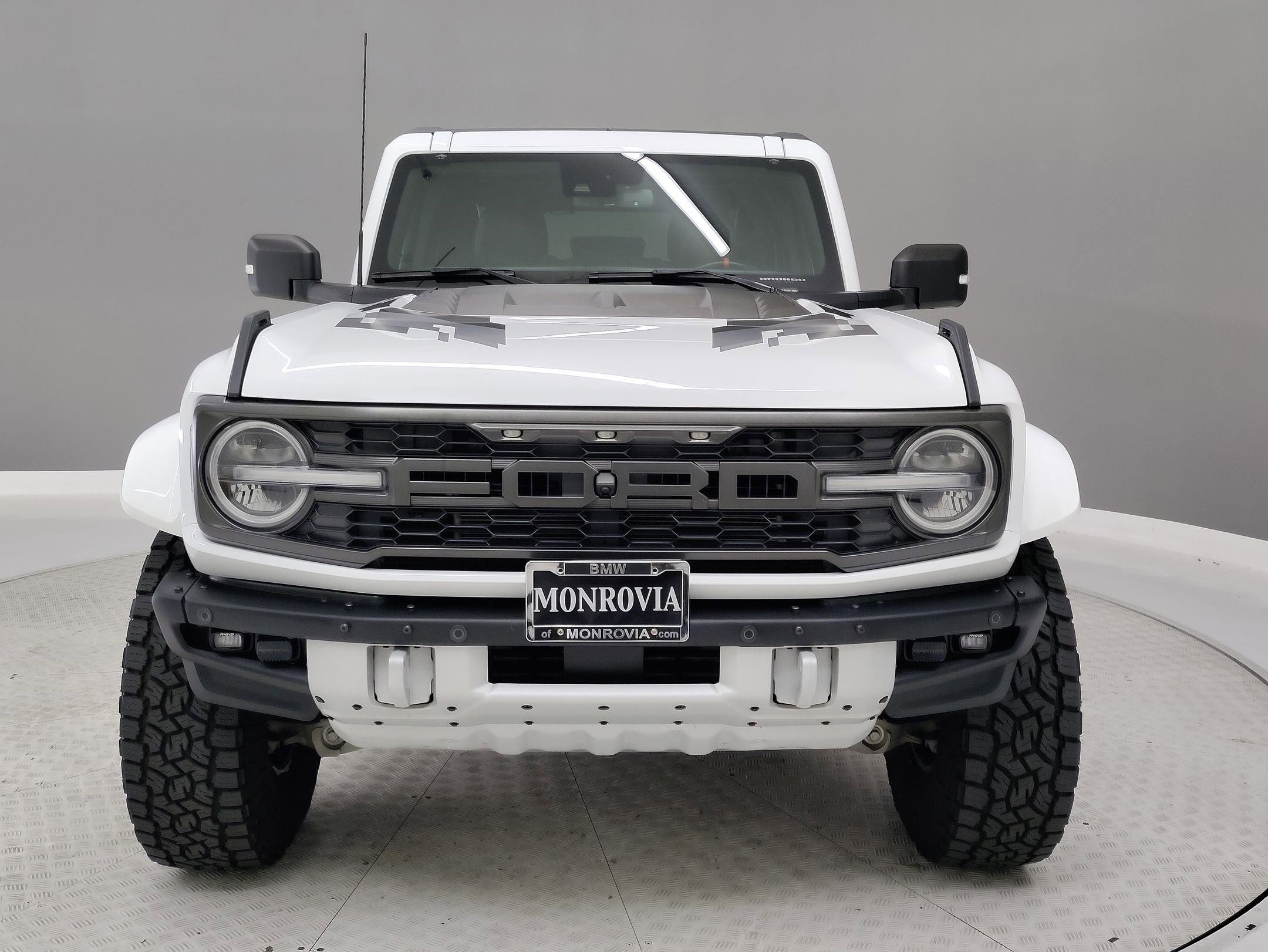 2023 Ford Bronco Raptor photo 2