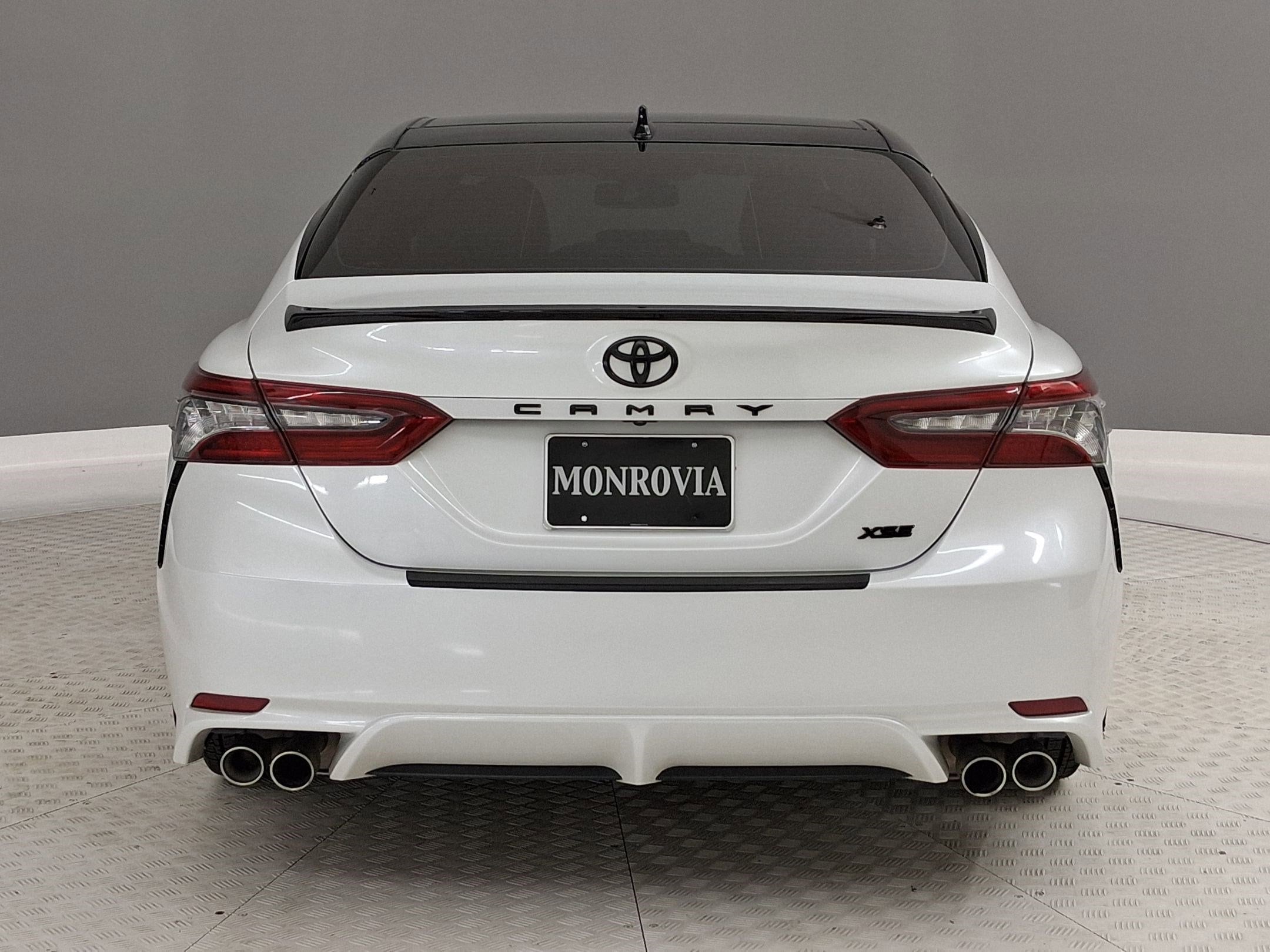 2023 Toyota Camry XSE V6 photo 3