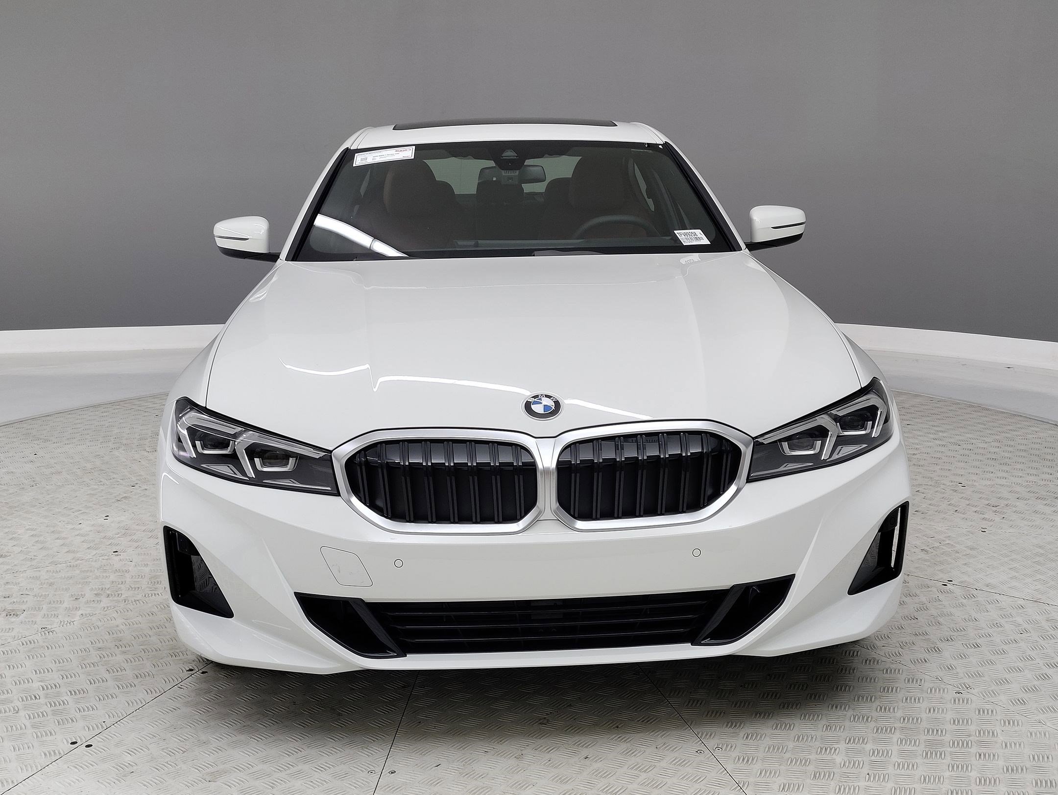 2026 Bmw 330i Sedan photo 2