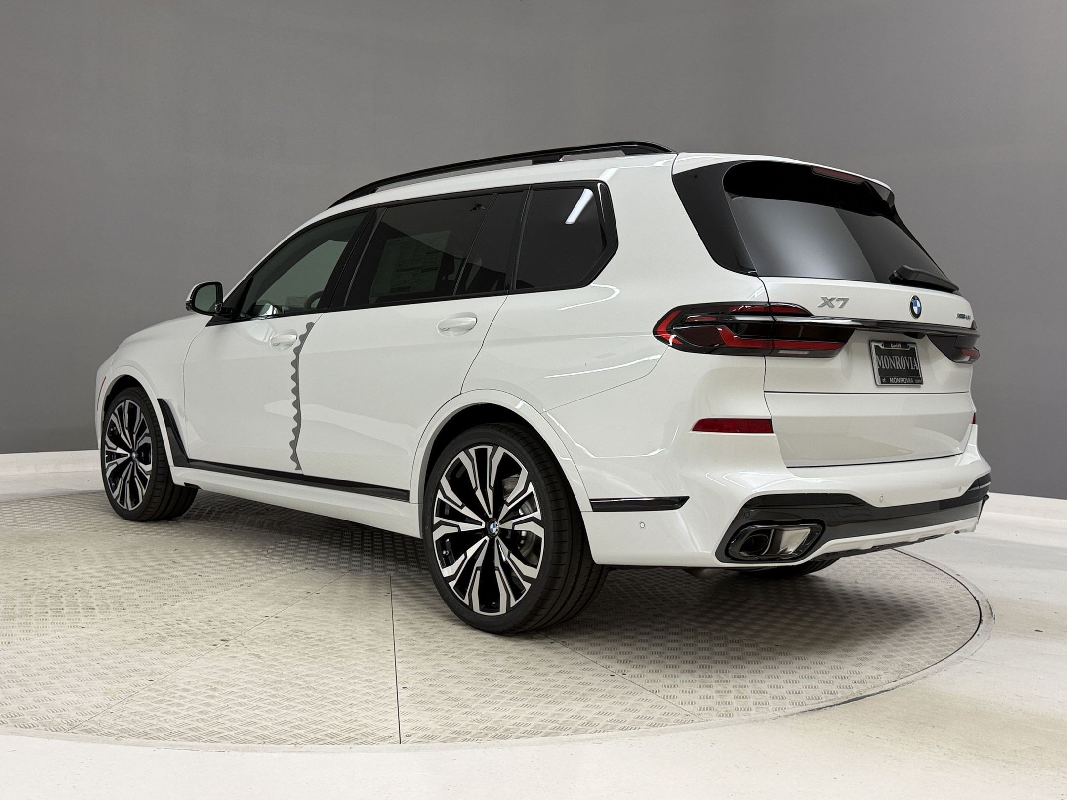 New 2027 BMW X7 xDrive40i SUV