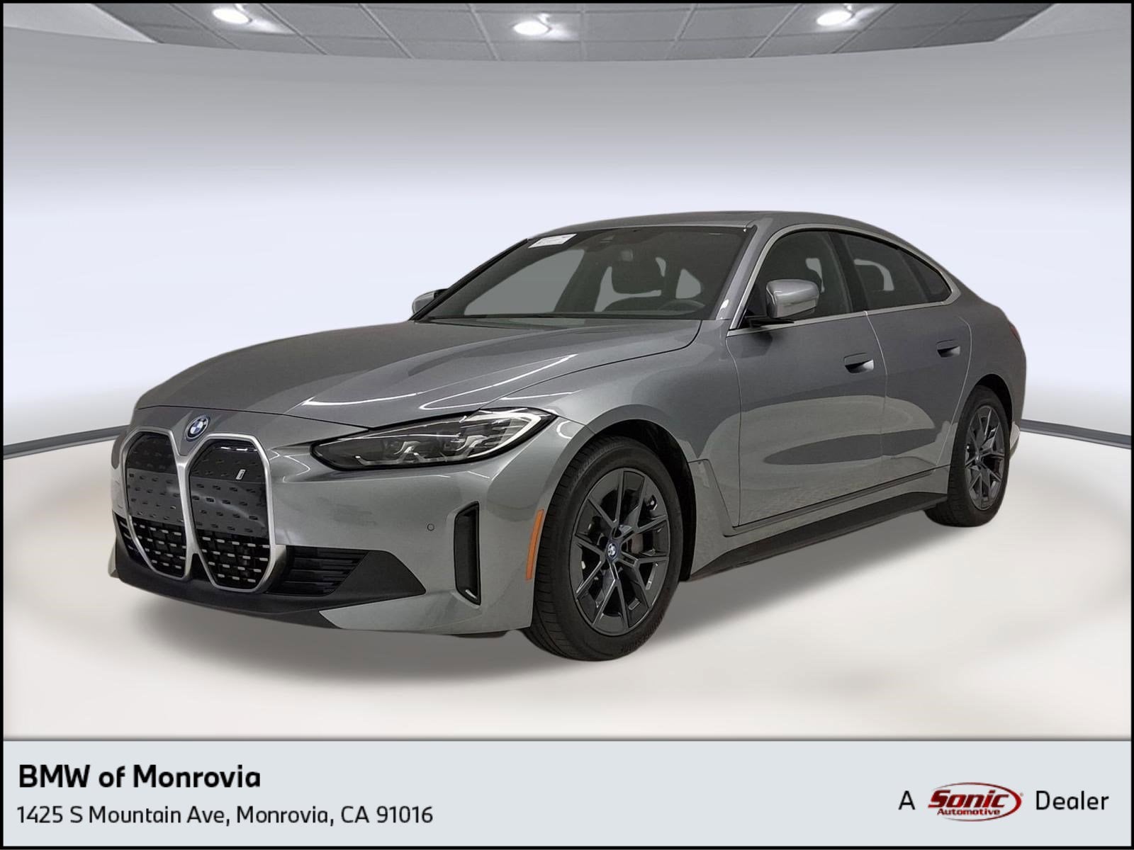 2023 BMW i4 eDrive40's photo