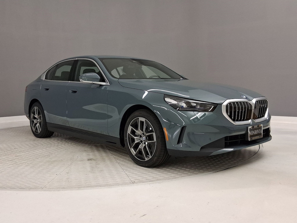 New 2026 BMW i5 eDrive40 Sedan
